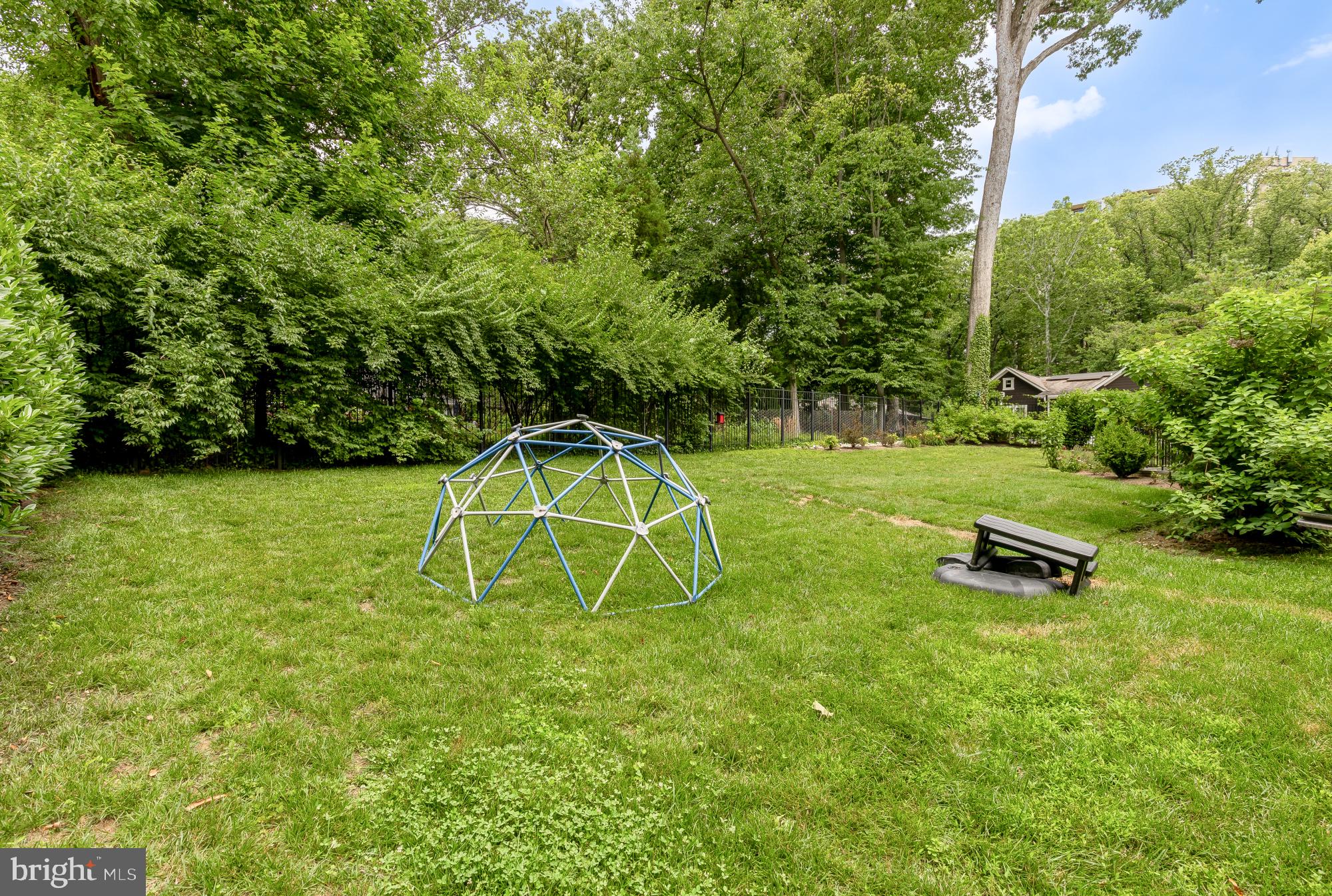 SLIGO PARK HILLS - Residential