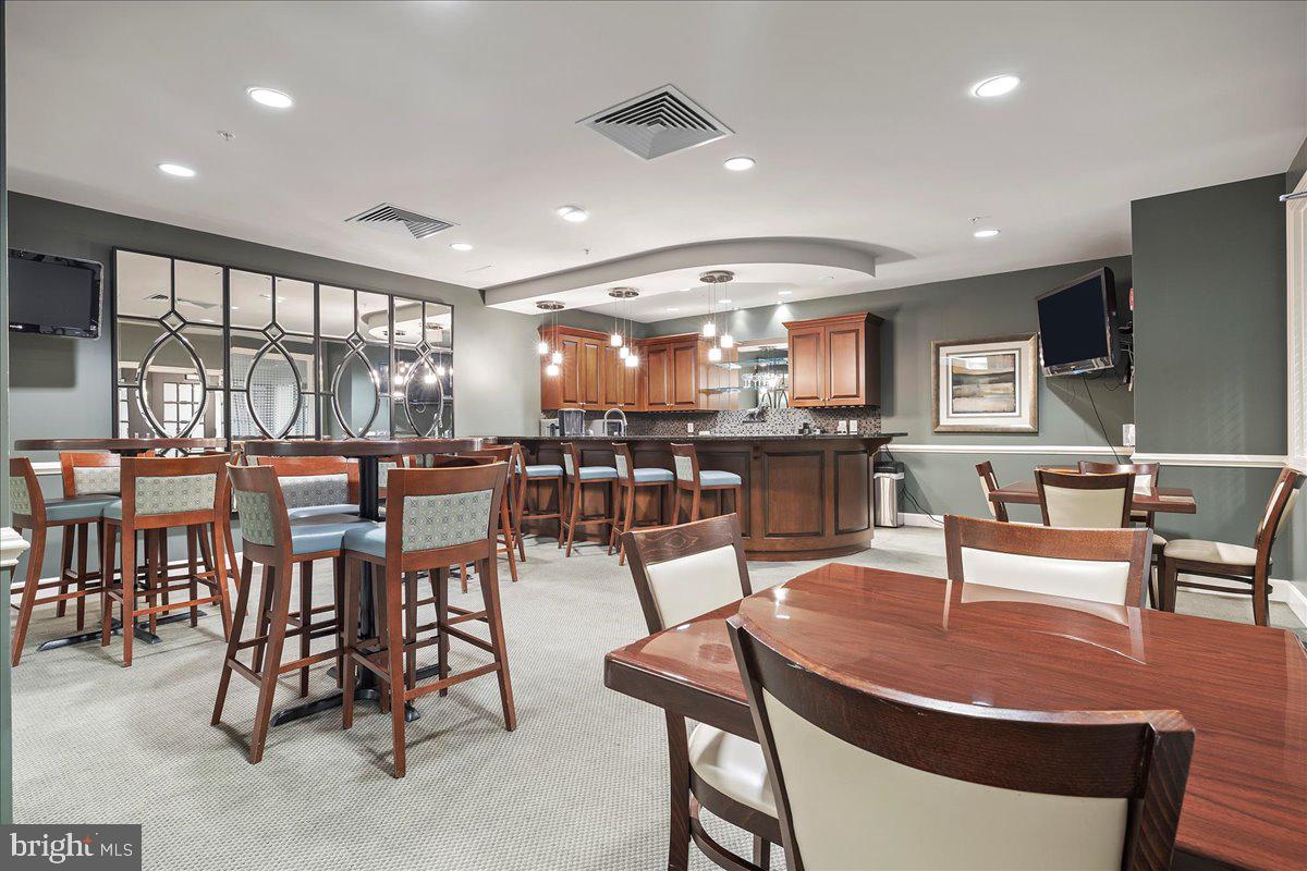 ANNAPOLIS TOWNE CENTRE - Residential Lease