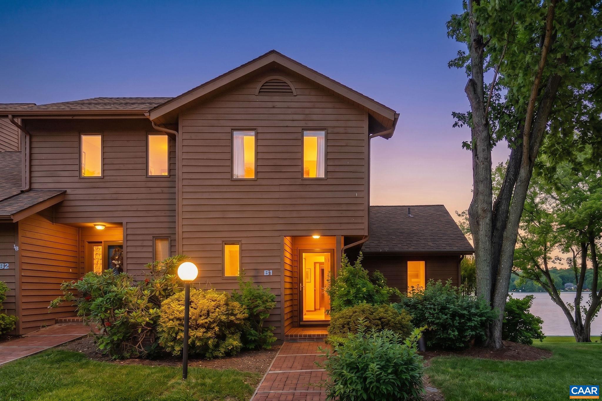 LAKE MONTICELLO - Residential
