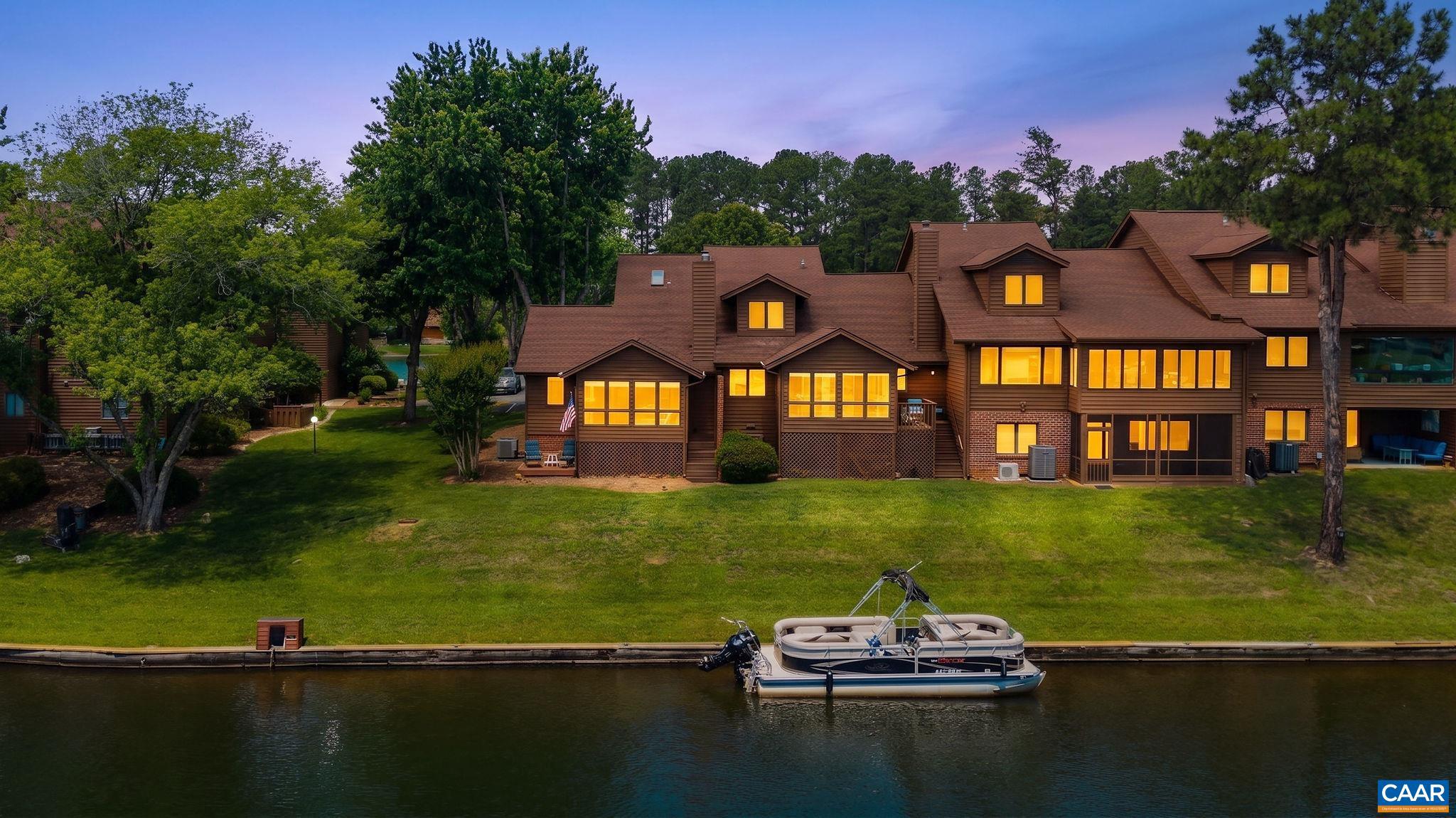 LAKE MONTICELLO - Residential