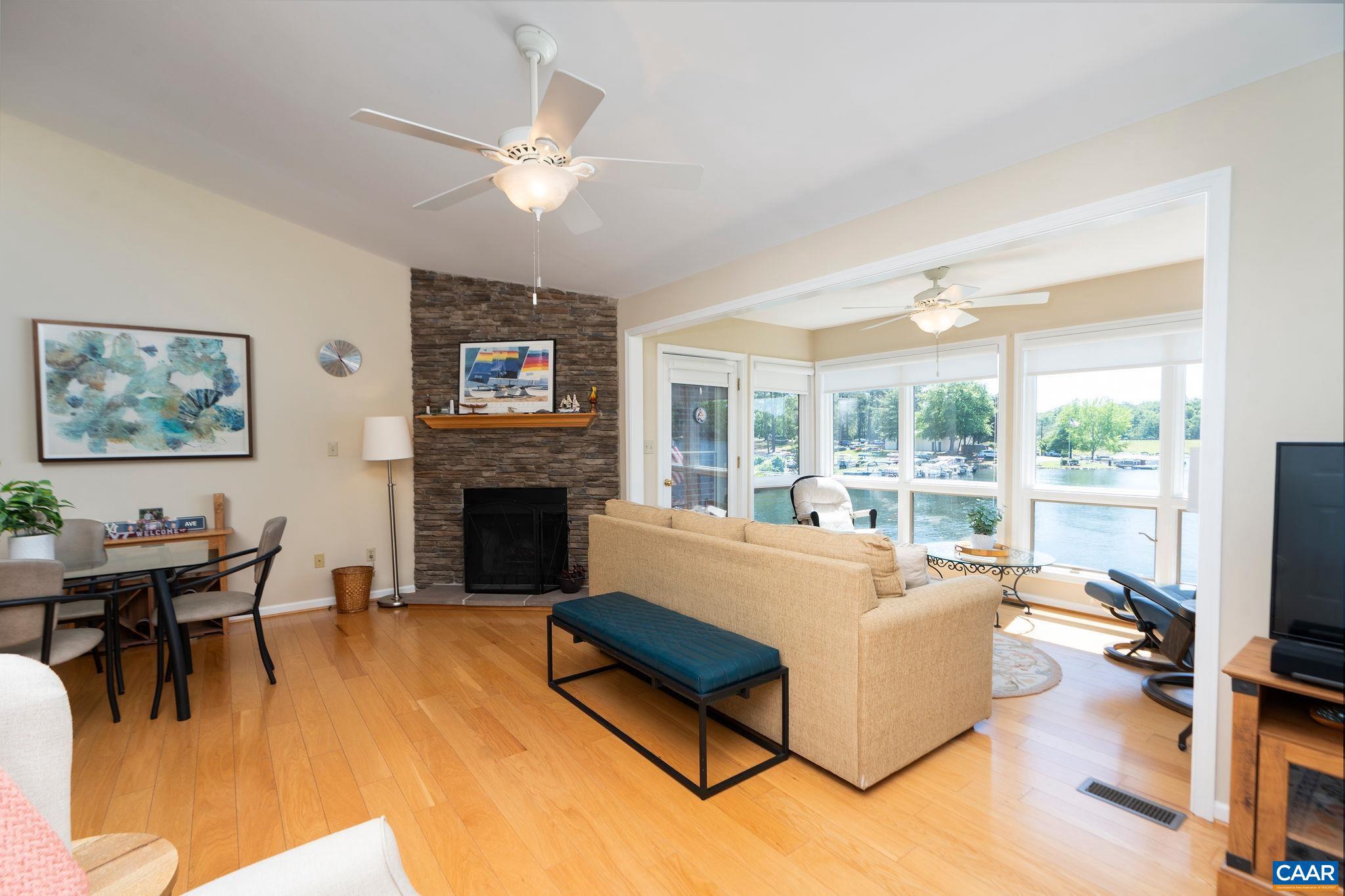LAKE MONTICELLO - Residential