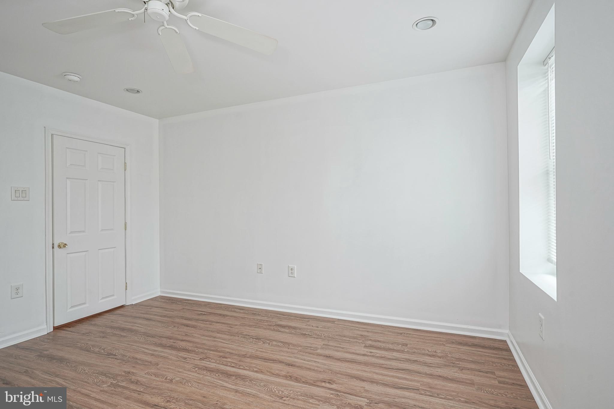POINT BREEZE - Residential Lease