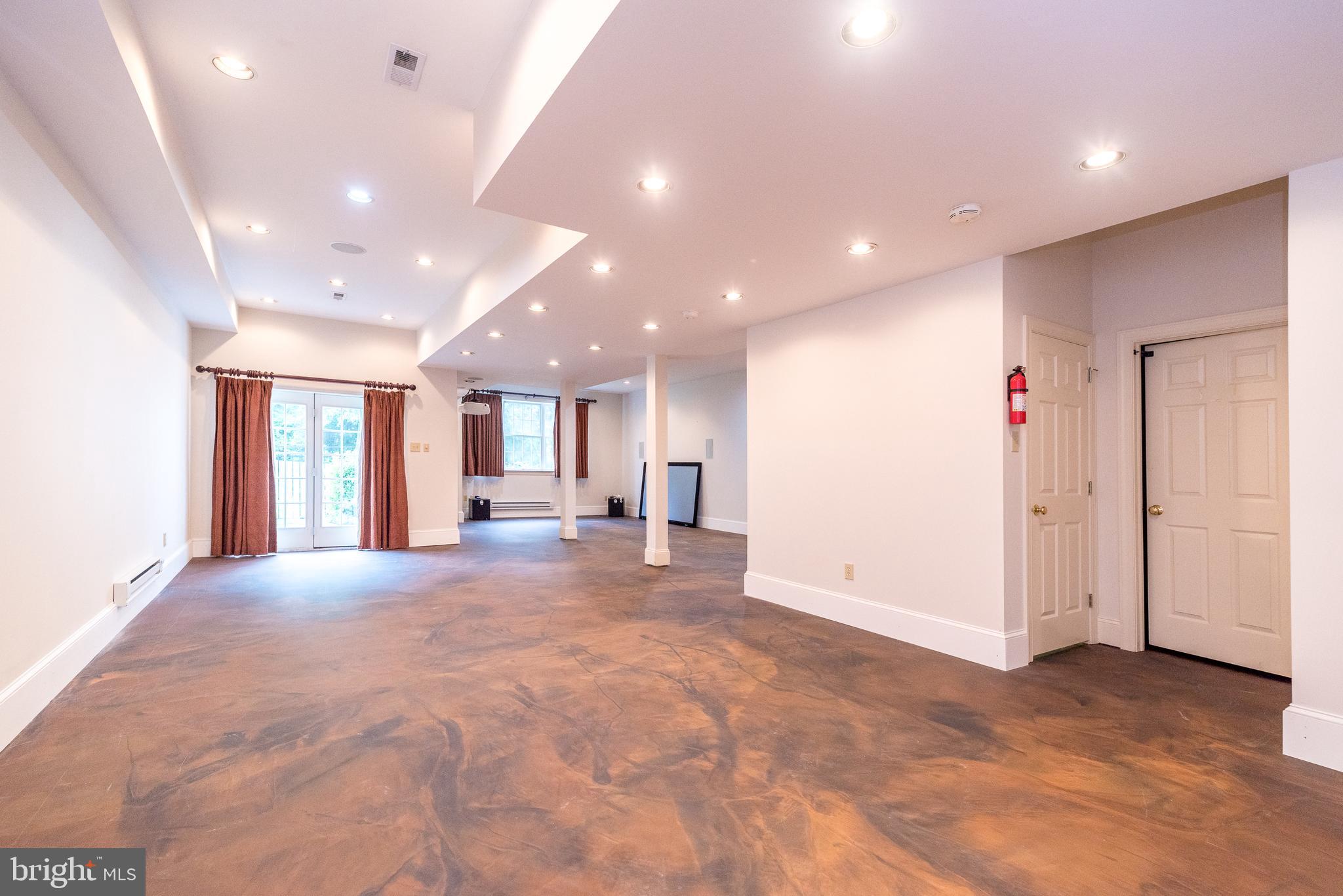 SALFORD RIDGE - Residential