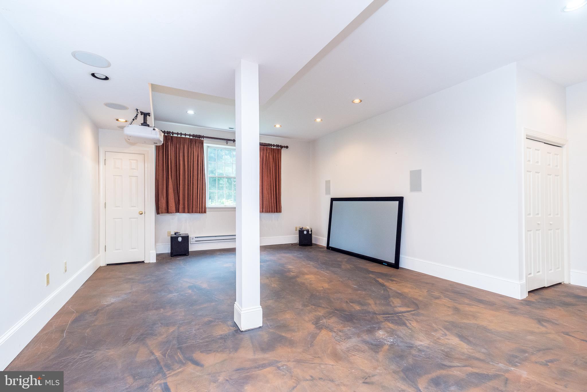 SALFORD RIDGE - Residential
