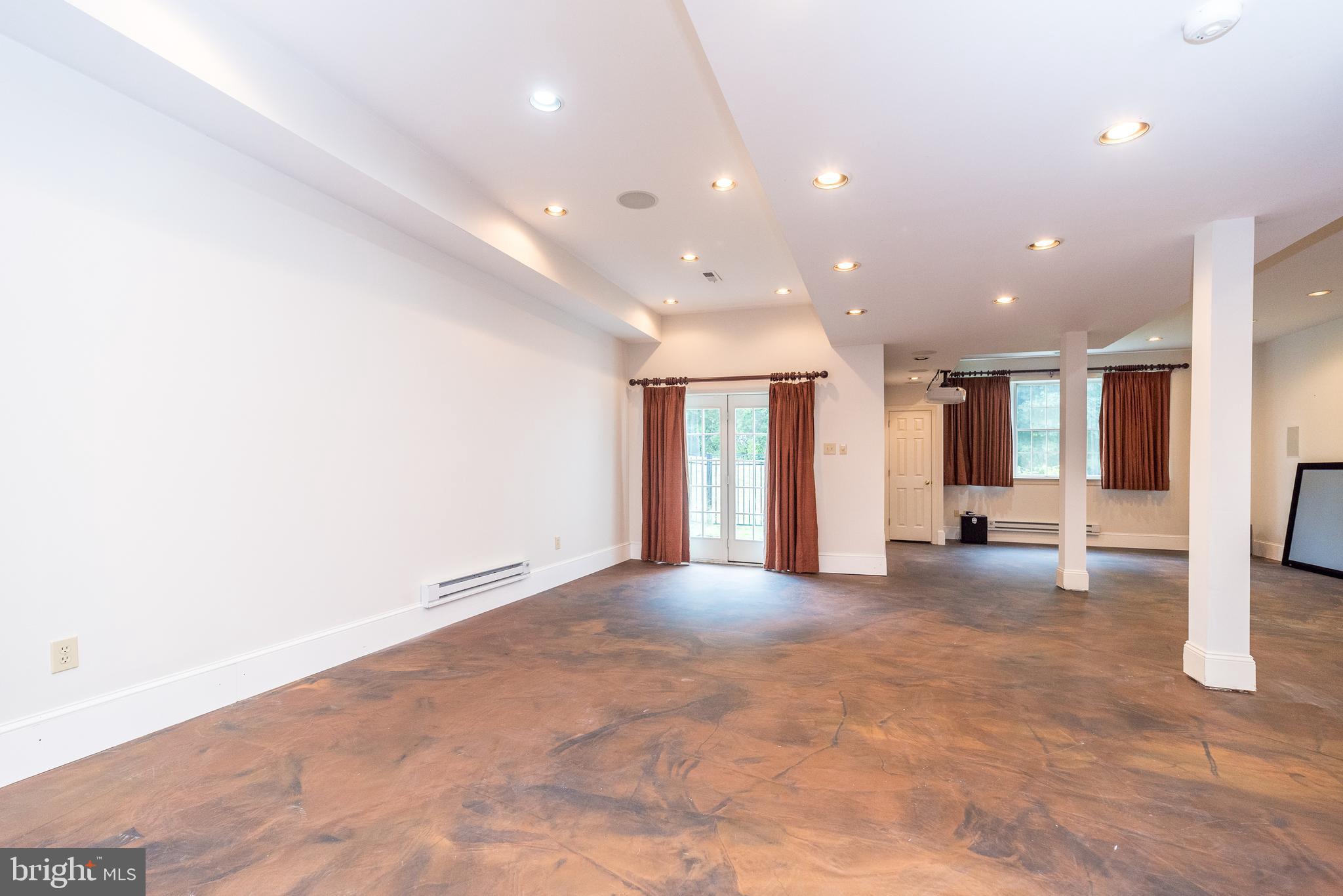 SALFORD RIDGE - Residential