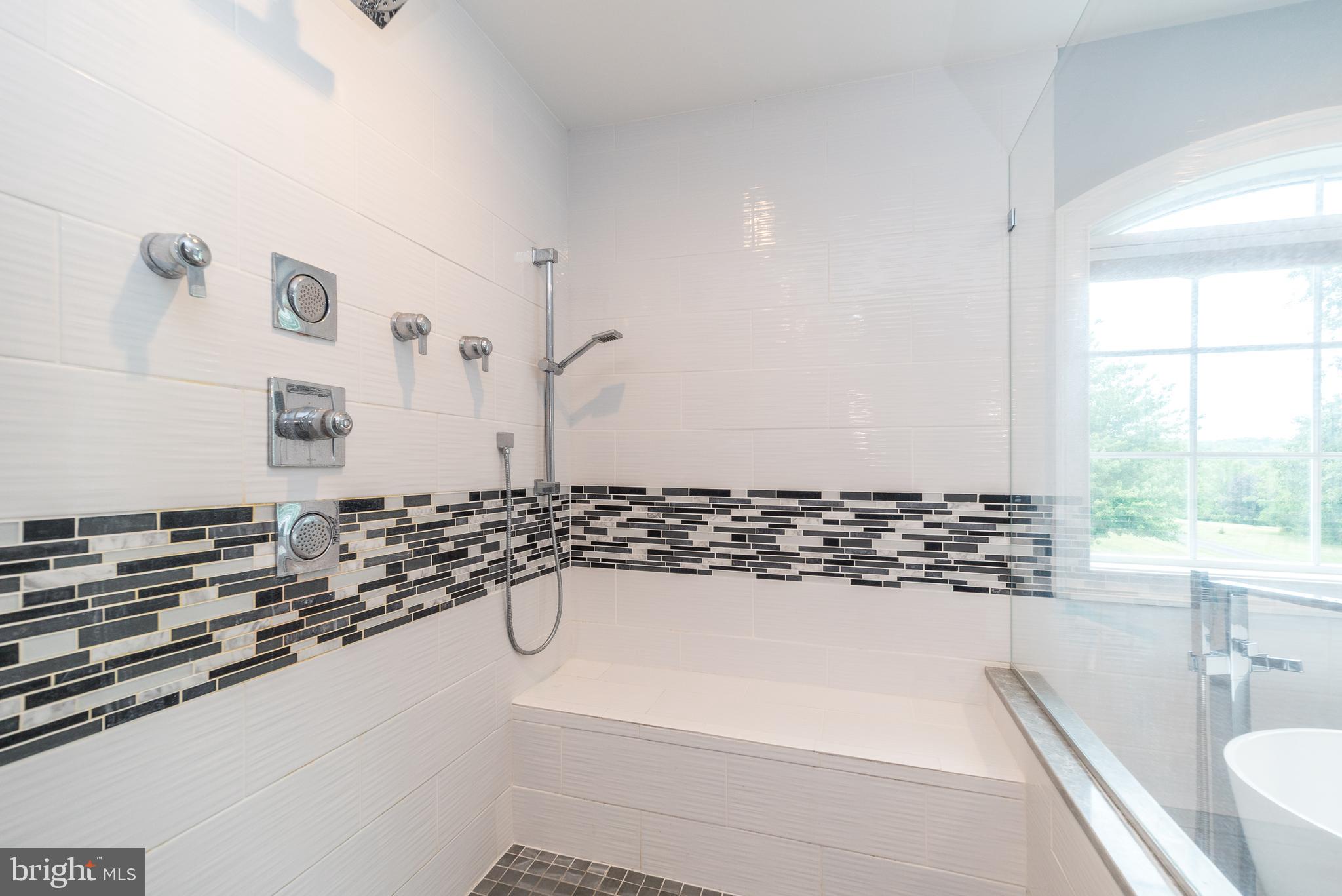 SALFORD RIDGE - Residential