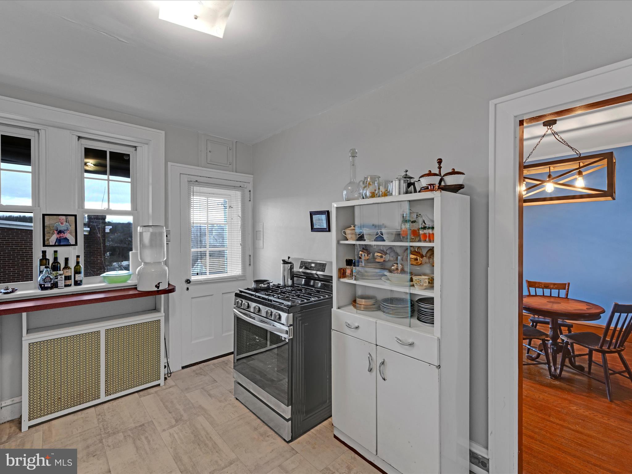 POTTSVILLE - Residential