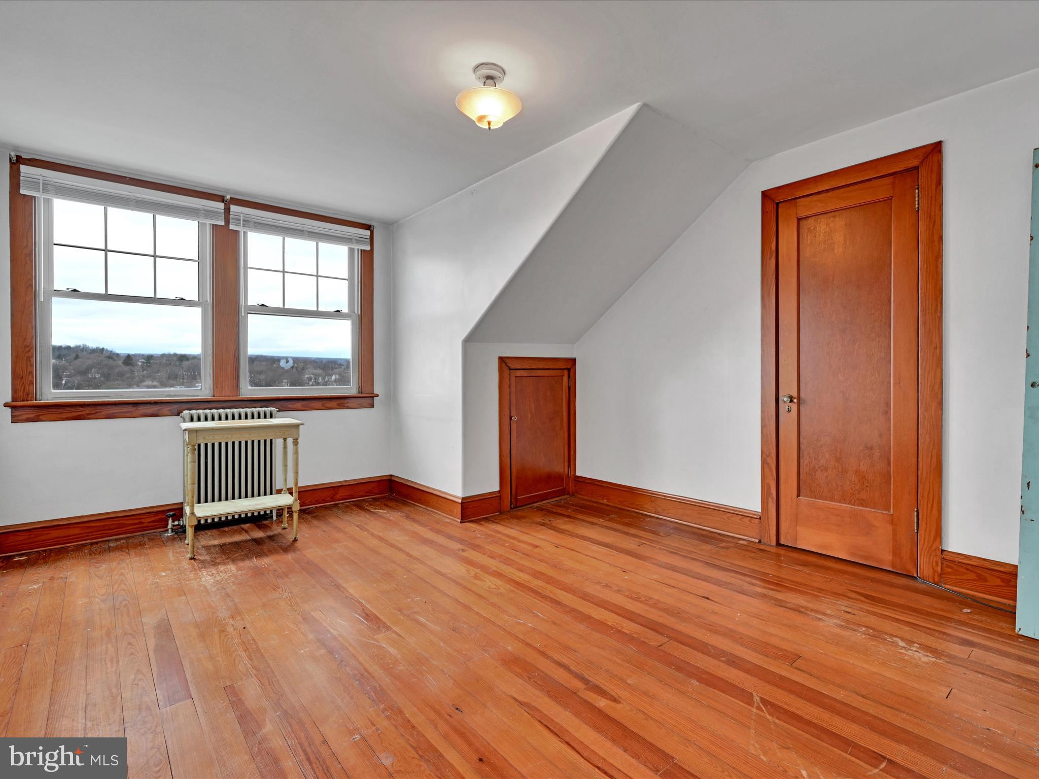 POTTSVILLE - Residential
