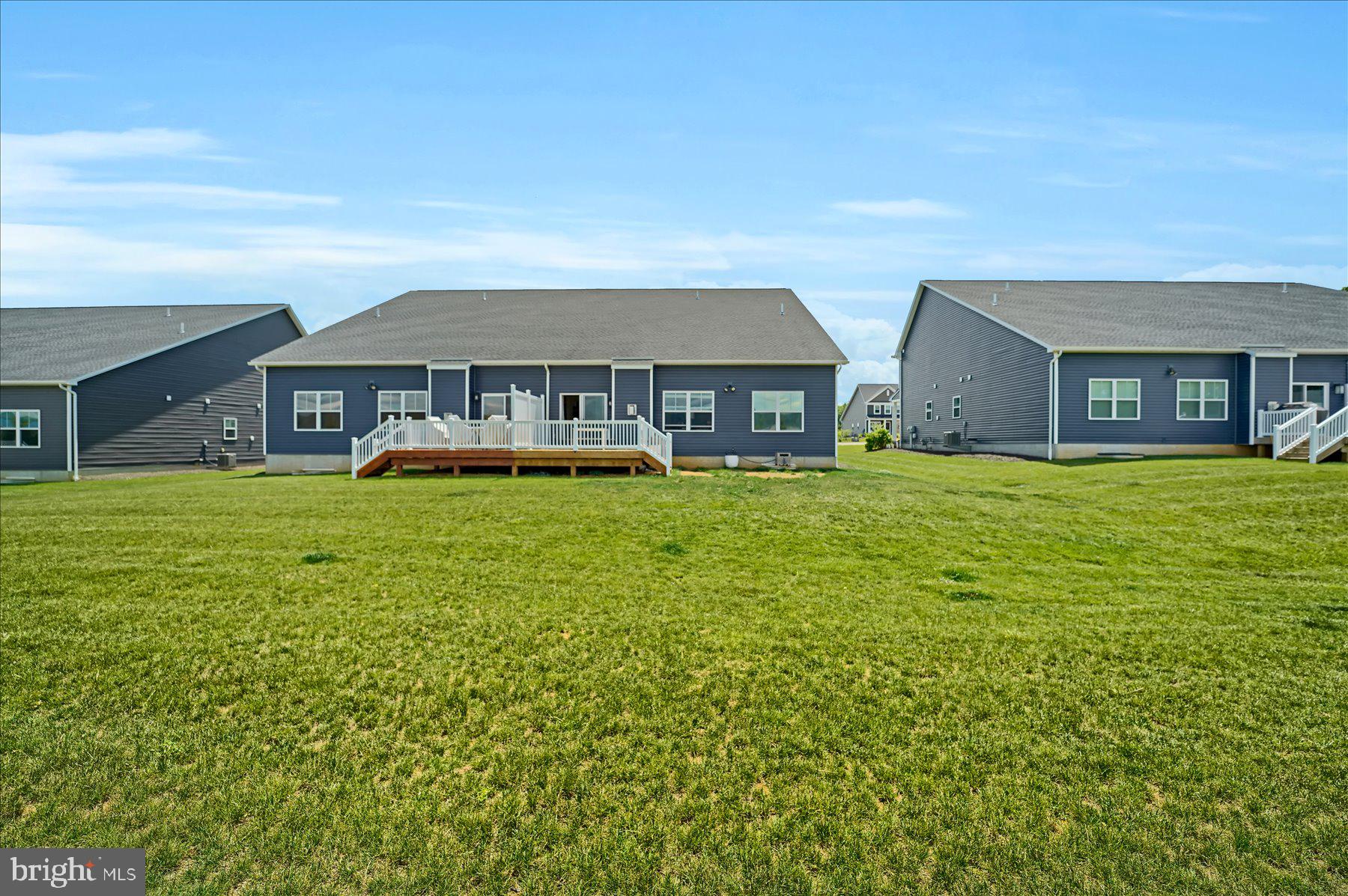KINGSTON VILLAGE - Residential