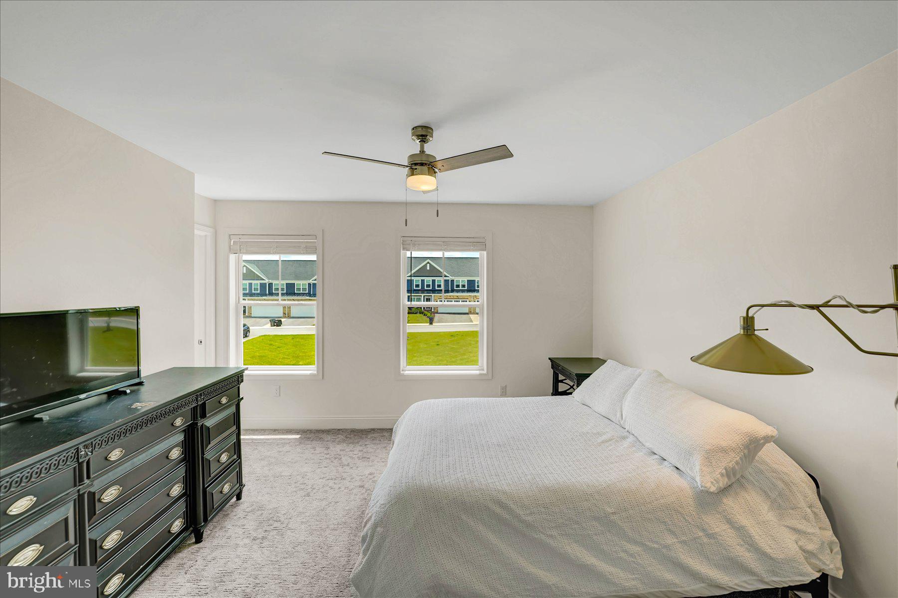 KINGSTON VILLAGE - Residential