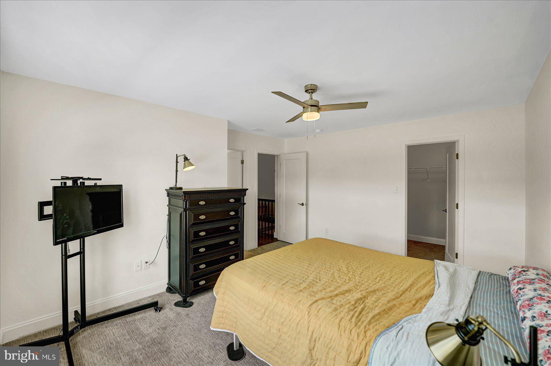 KINGSTON VILLAGE - Residential