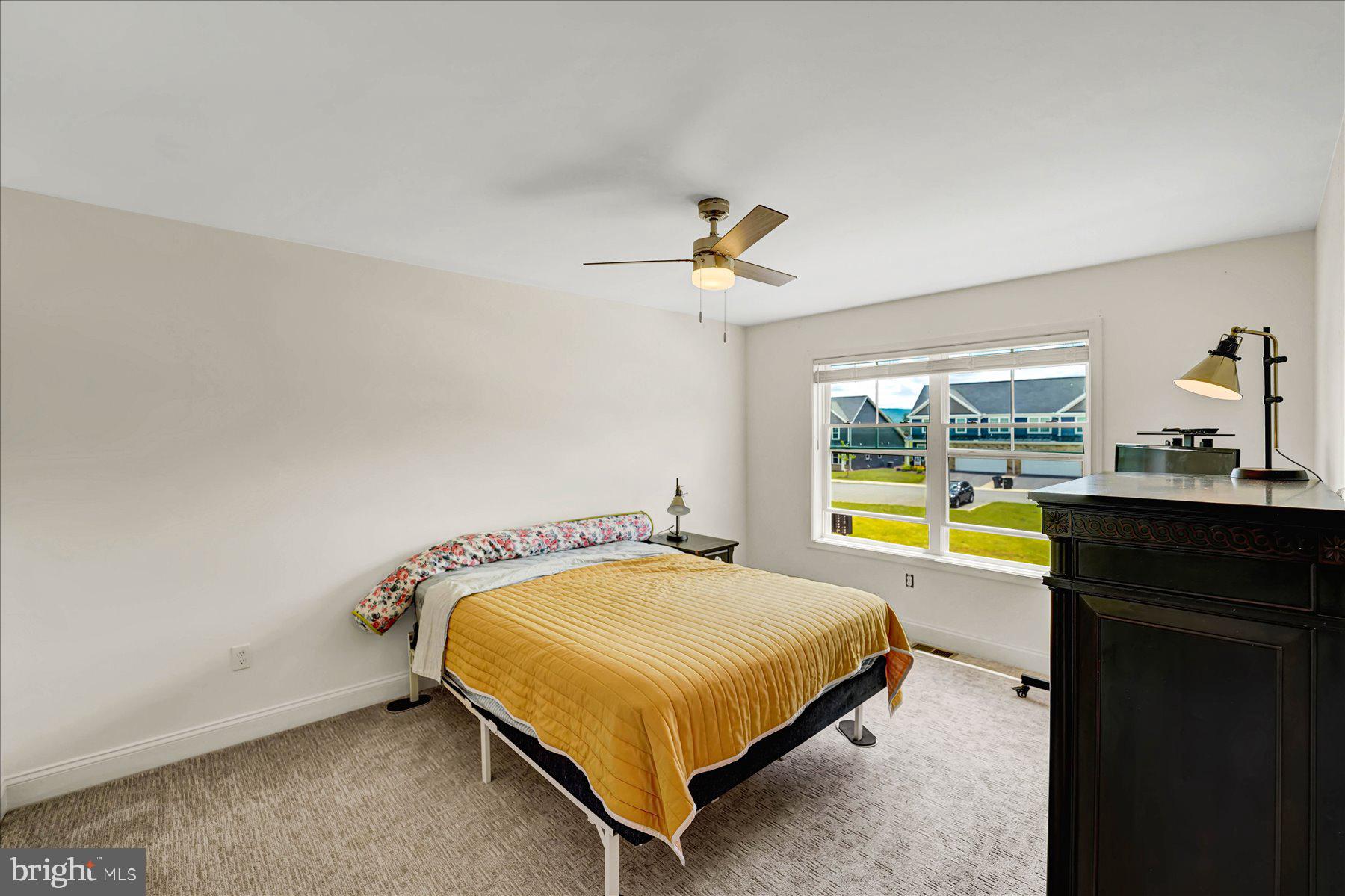 KINGSTON VILLAGE - Residential