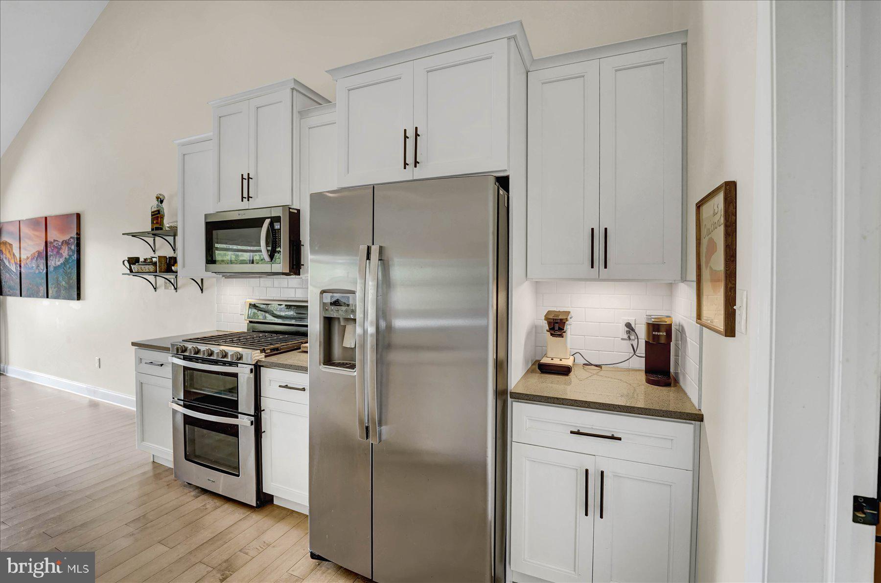 KINGSTON VILLAGE - Residential