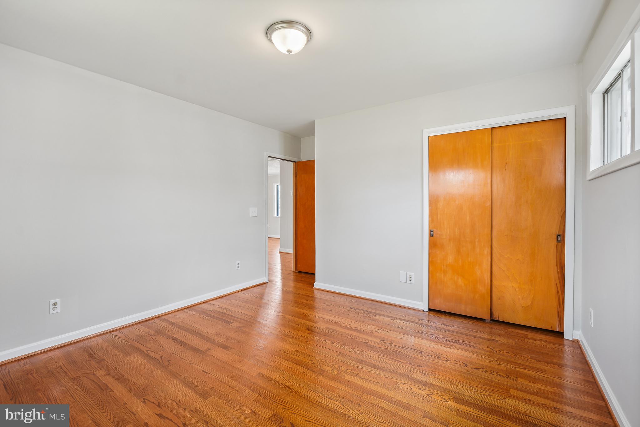 HAMILTON HILLS - Residential
