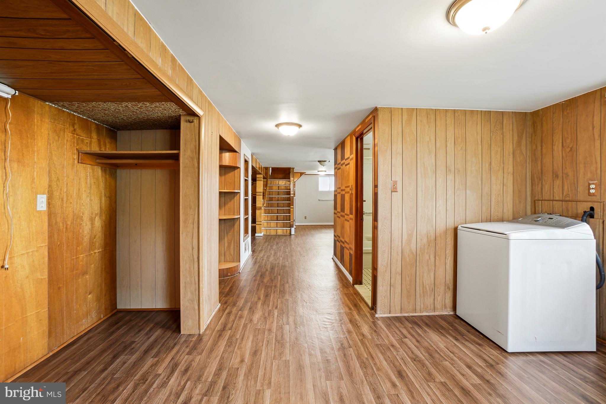 HAMILTON HILLS - Residential
