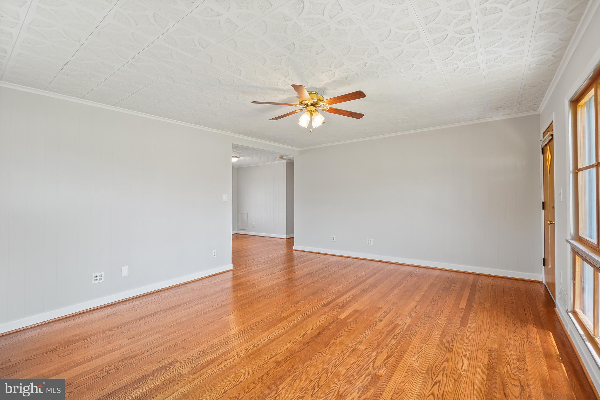 HAMILTON HILLS - Residential