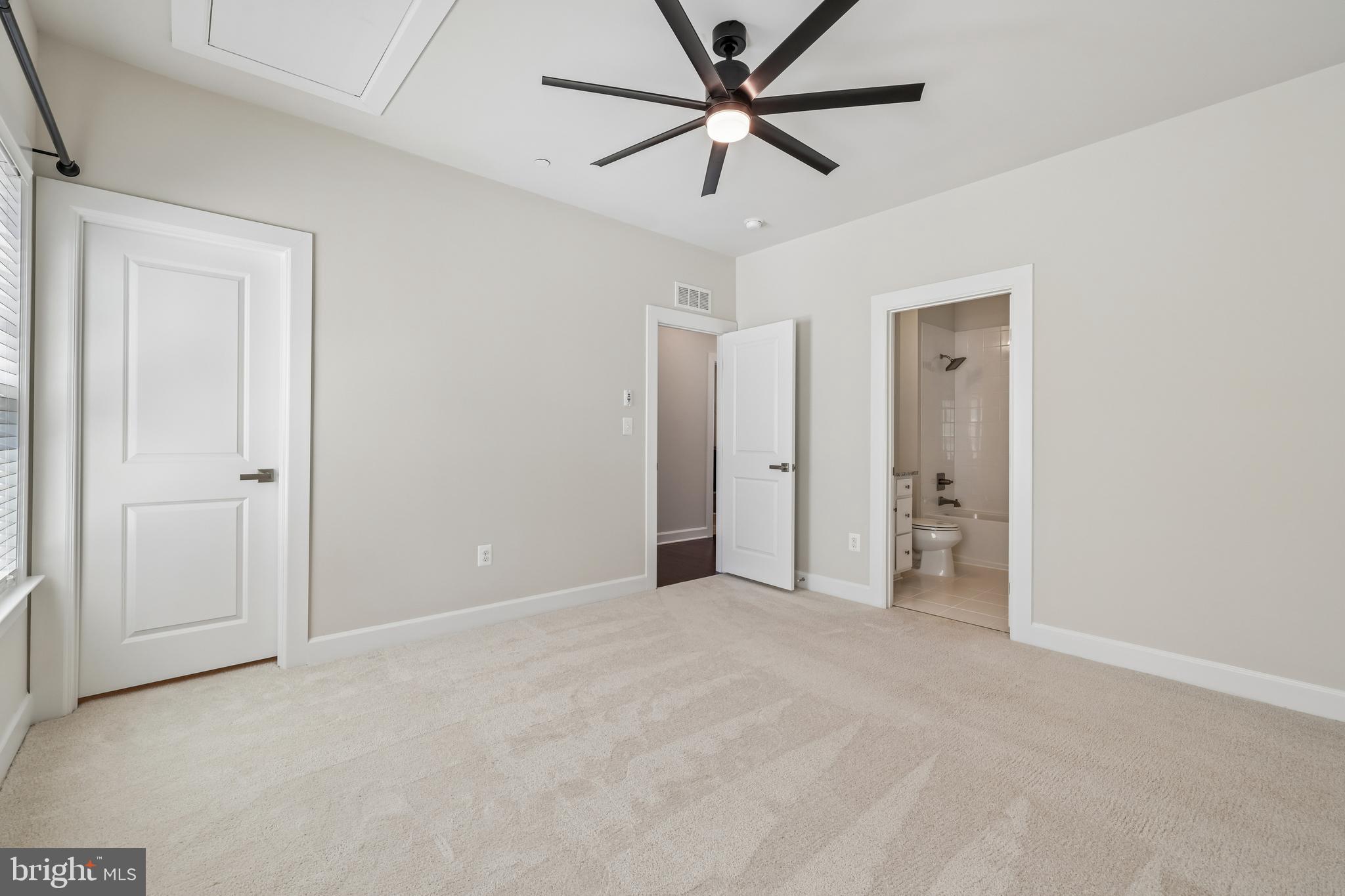 TWO RIVERS - Residential