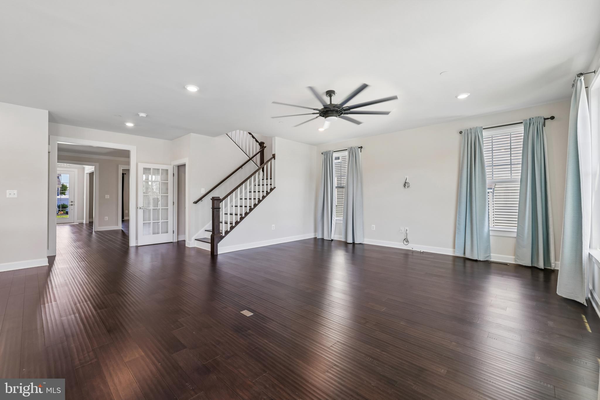 TWO RIVERS - Residential