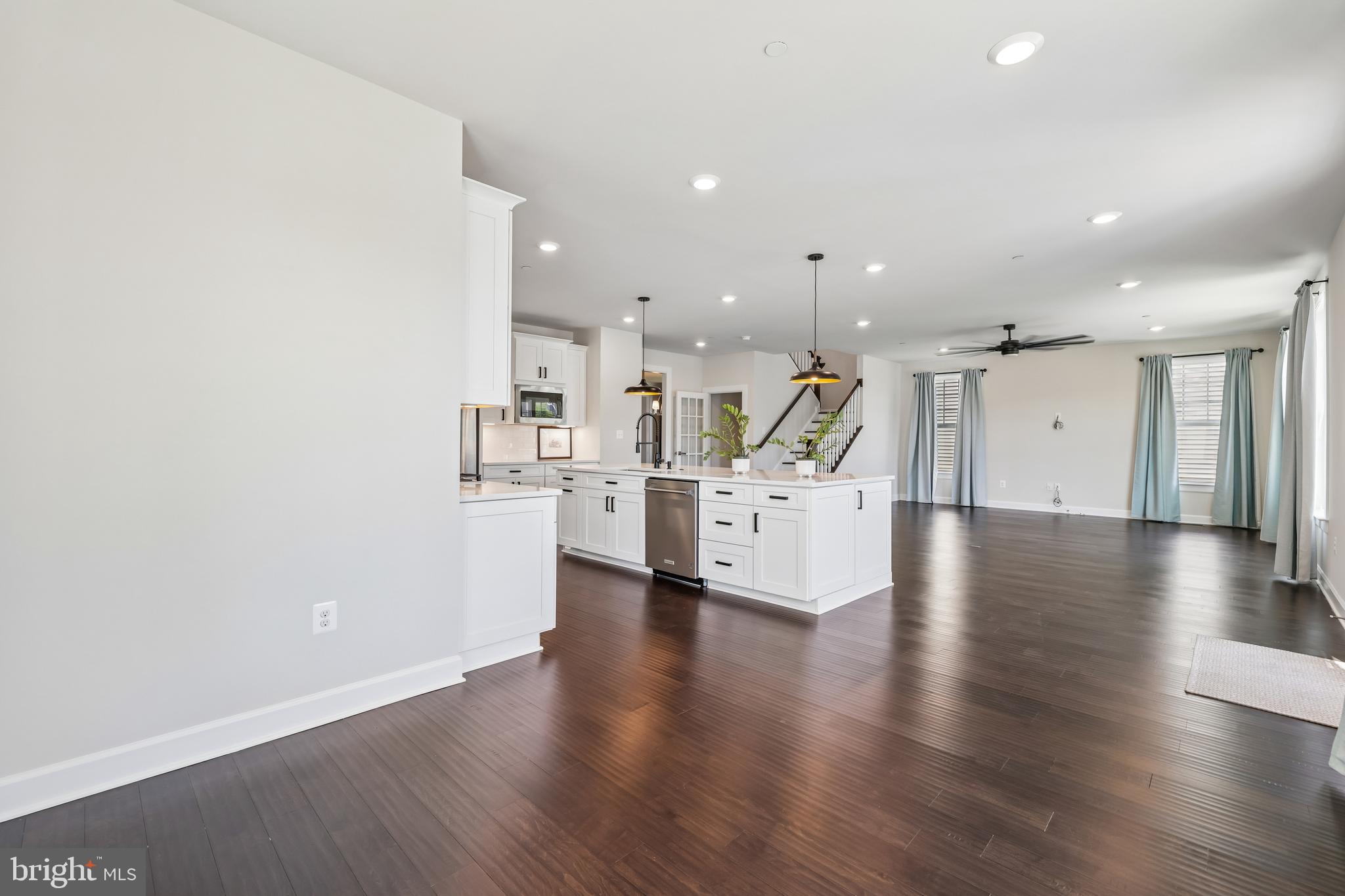 TWO RIVERS - Residential