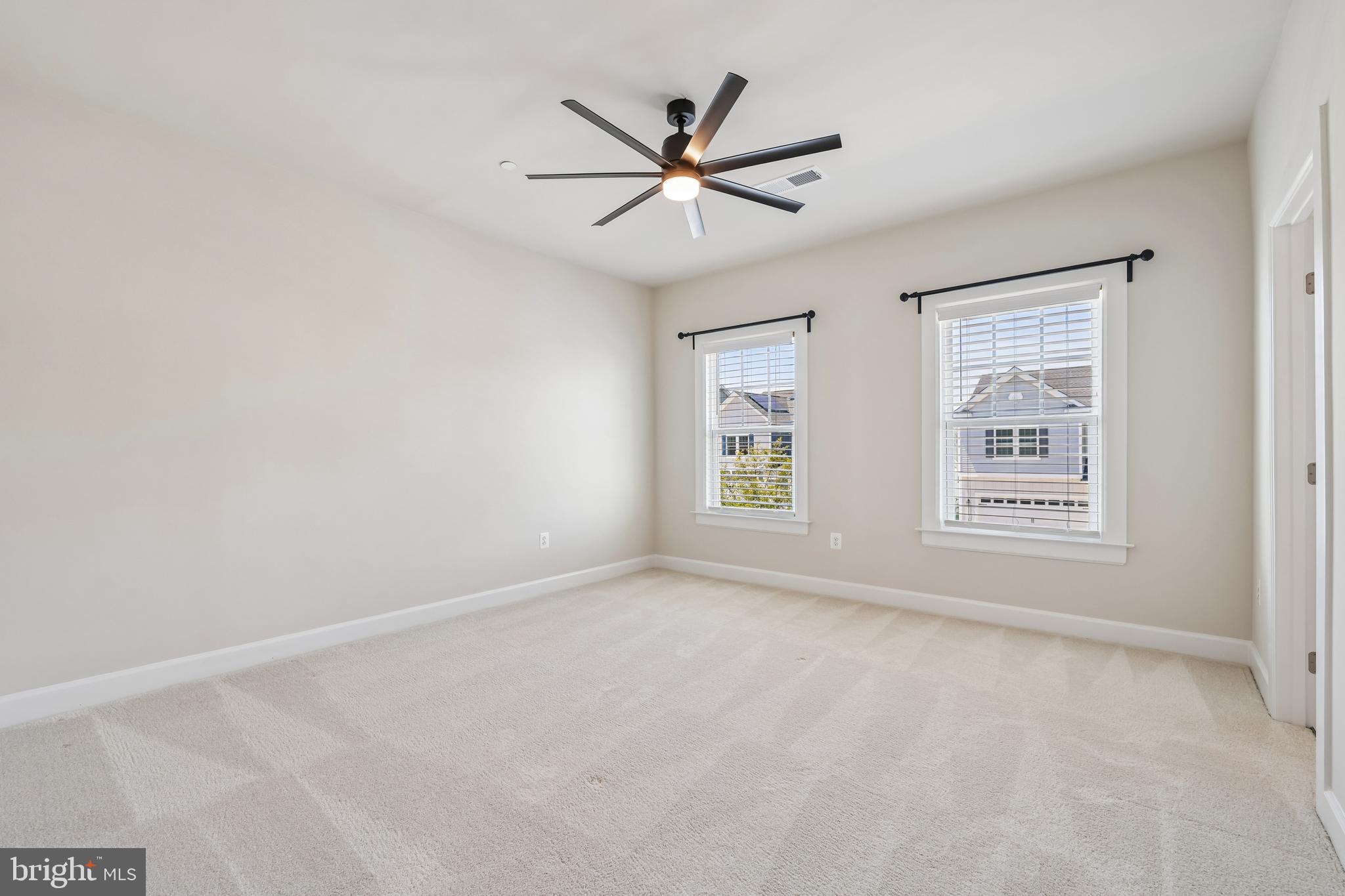 TWO RIVERS - Residential