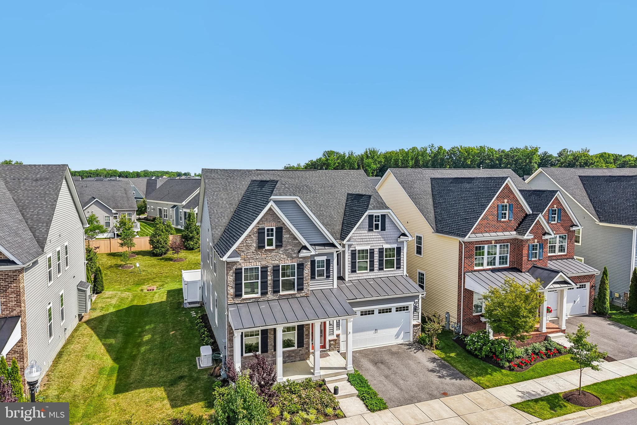 TWO RIVERS - Residential