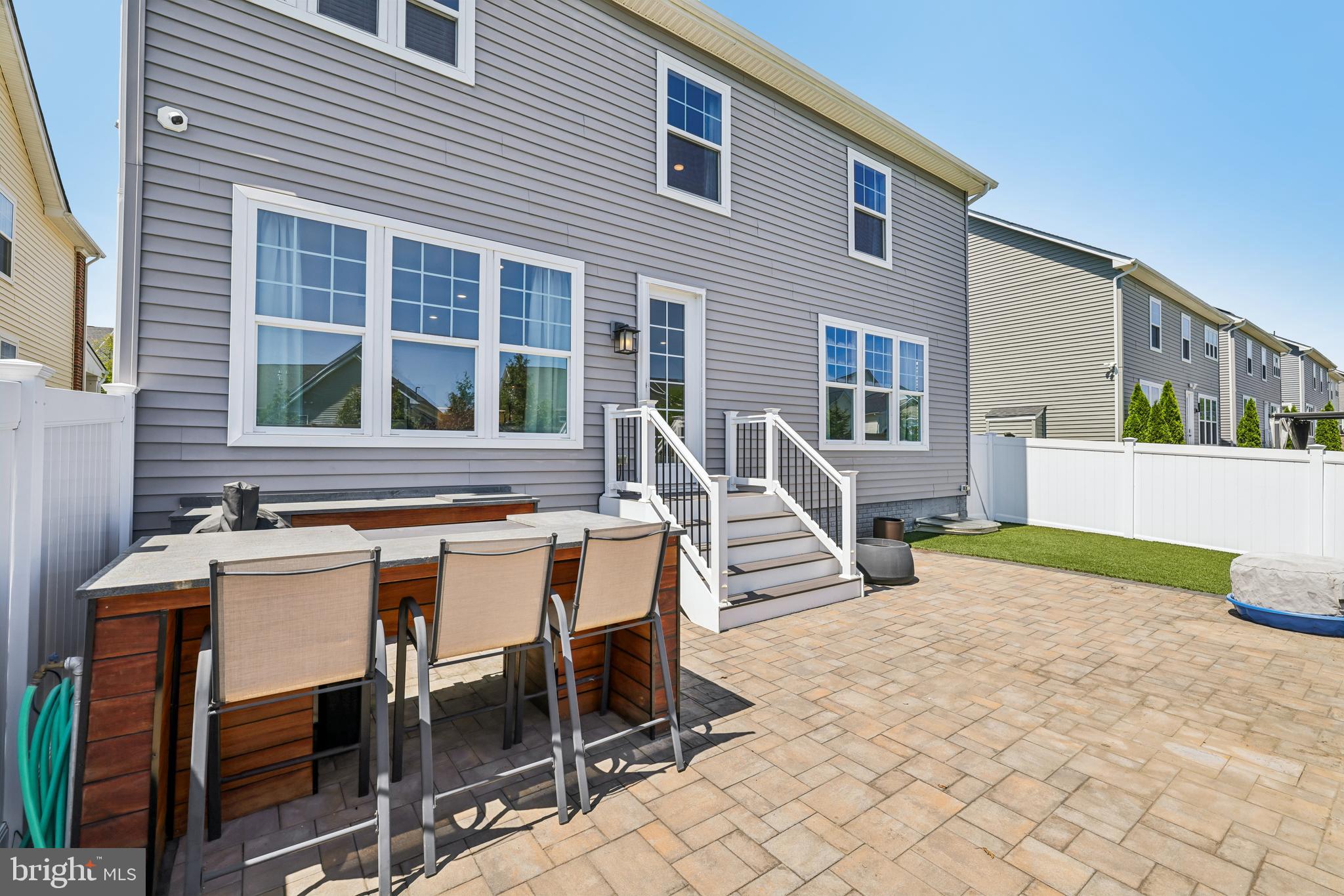 TWO RIVERS - Residential