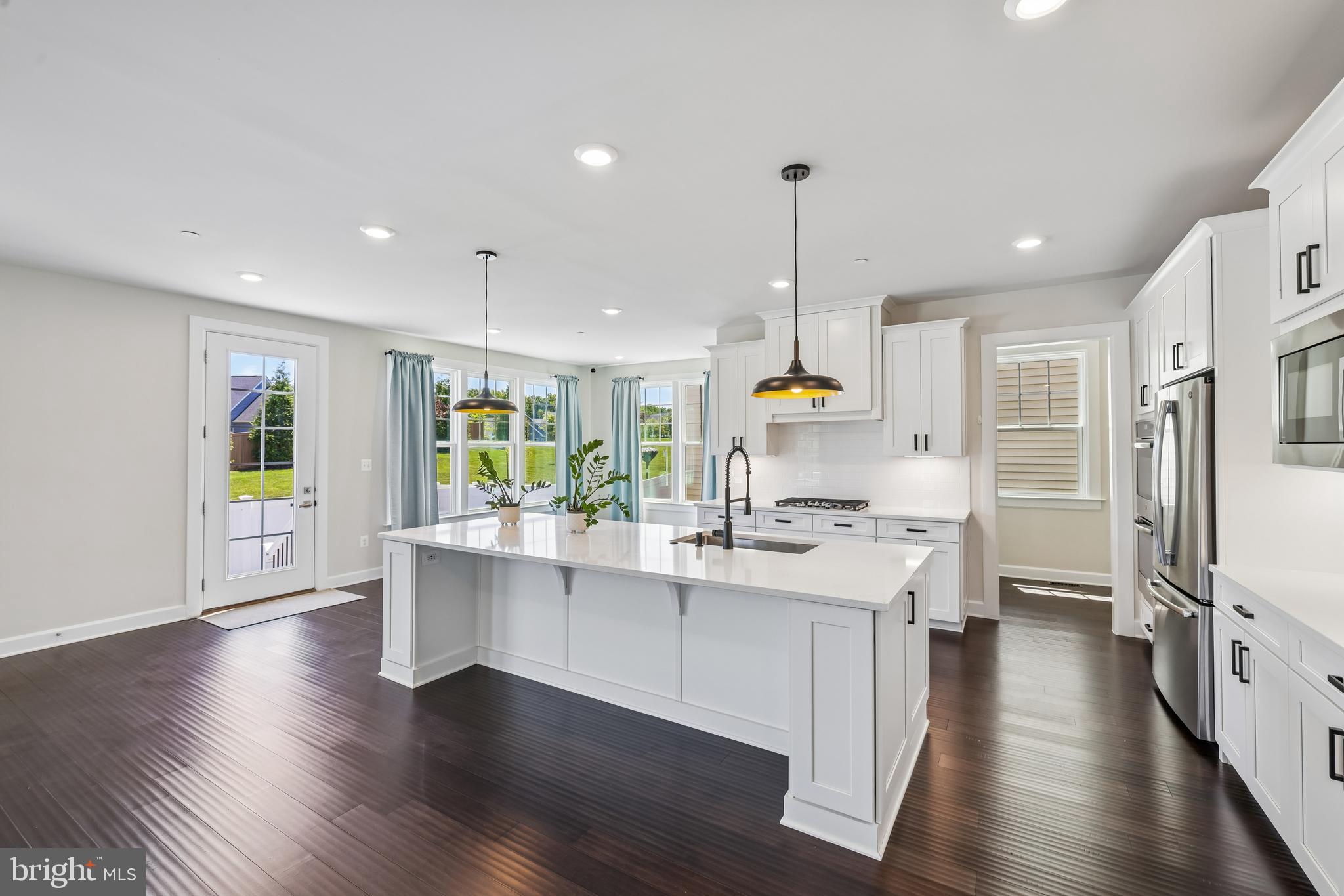 TWO RIVERS - Residential