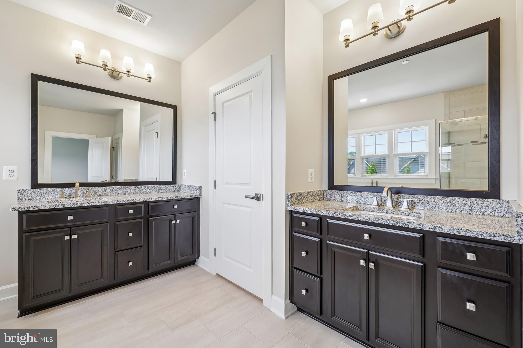 TWO RIVERS - Residential