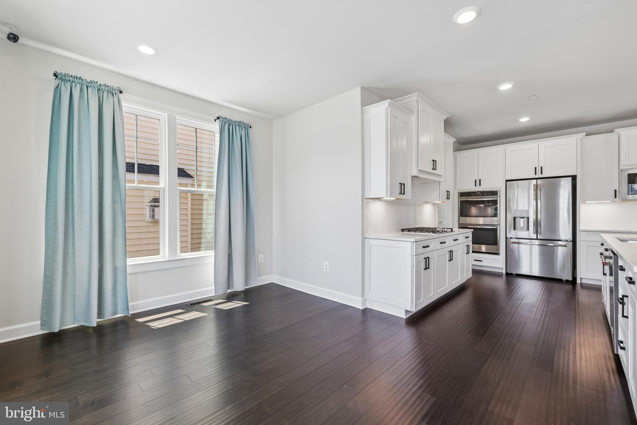 TWO RIVERS - Residential