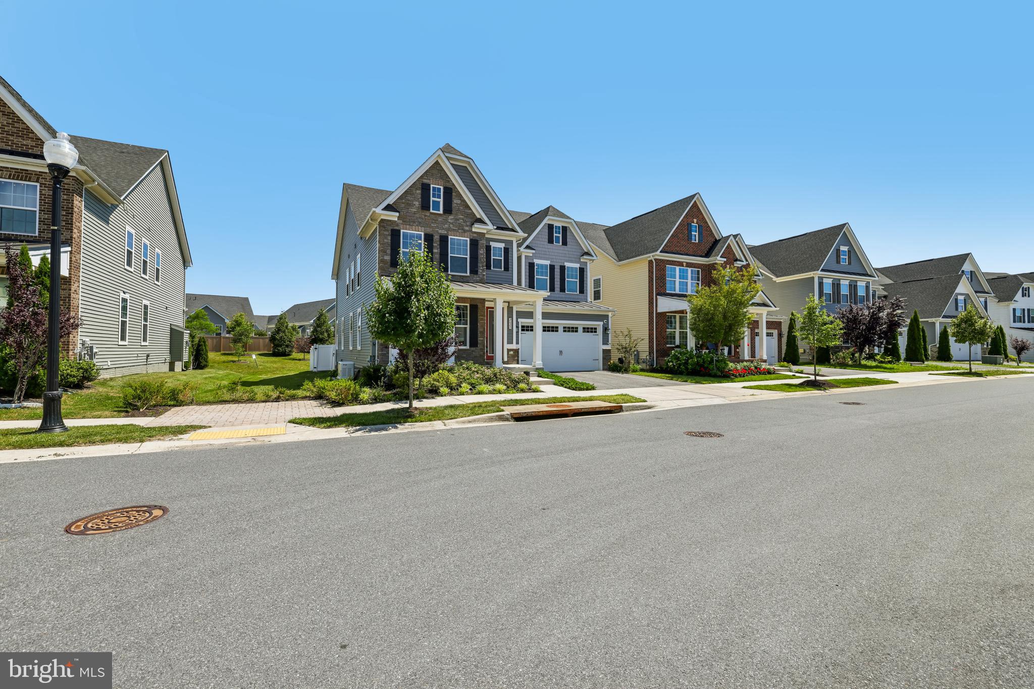 TWO RIVERS - Residential