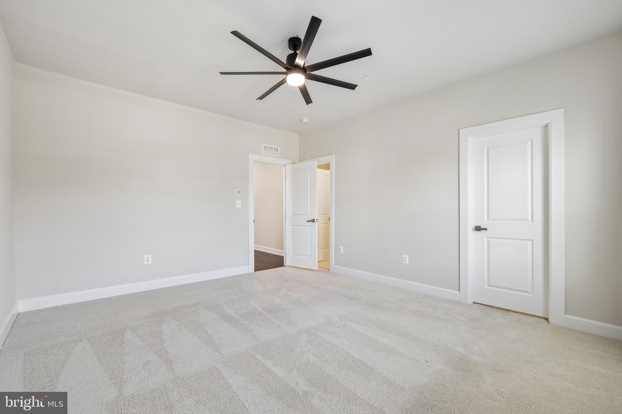 TWO RIVERS - Residential