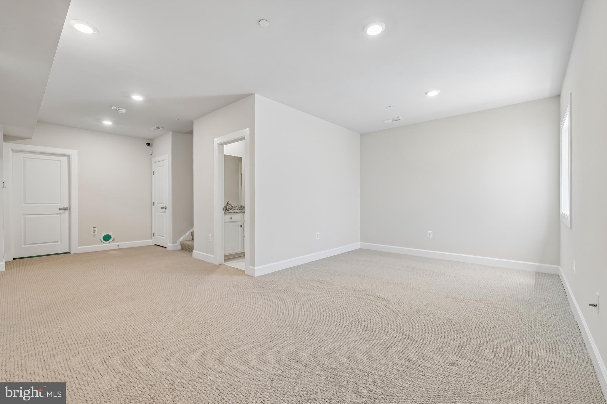 TWO RIVERS - Residential