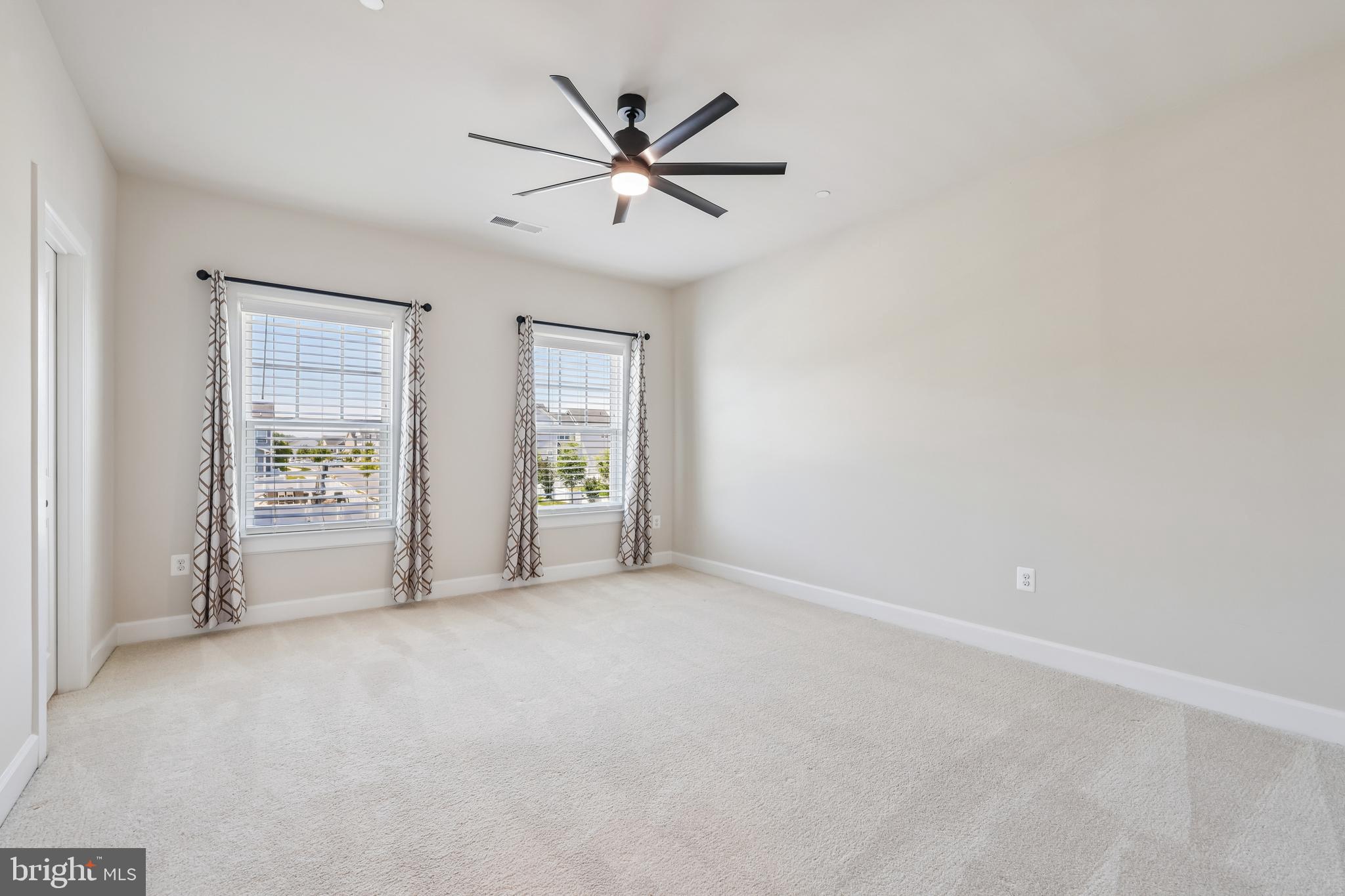 TWO RIVERS - Residential