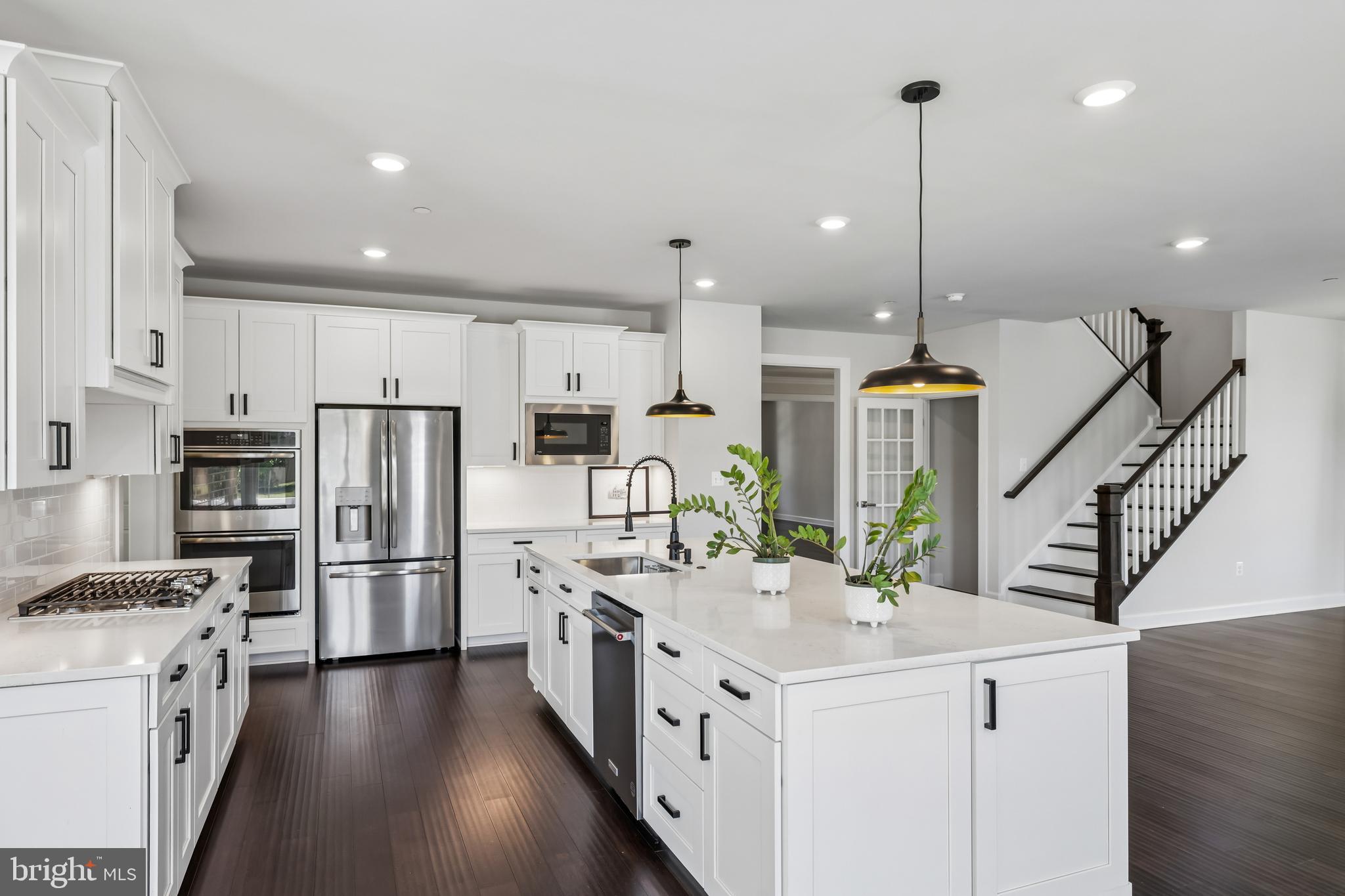 TWO RIVERS - Residential