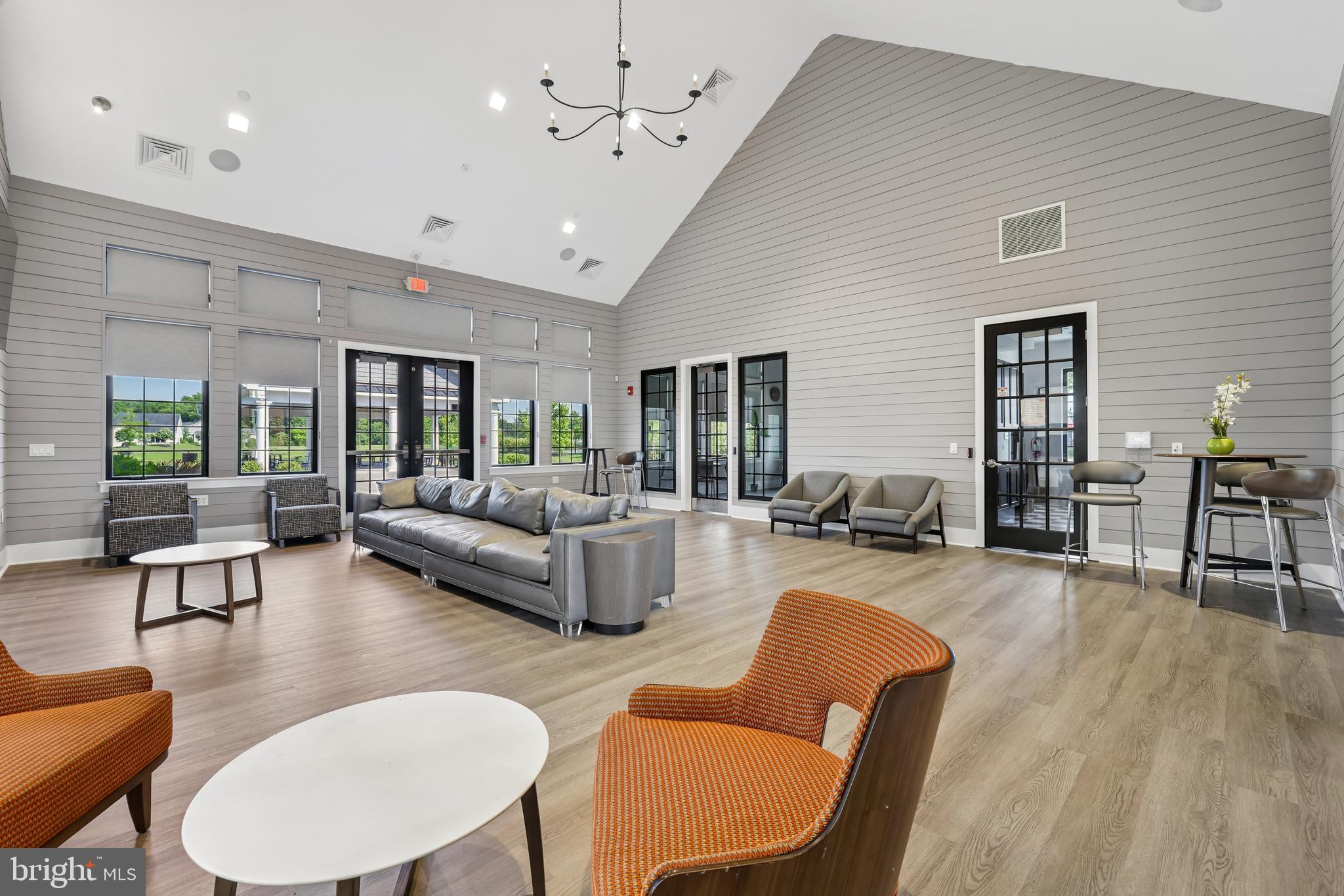 TWO RIVERS - Residential