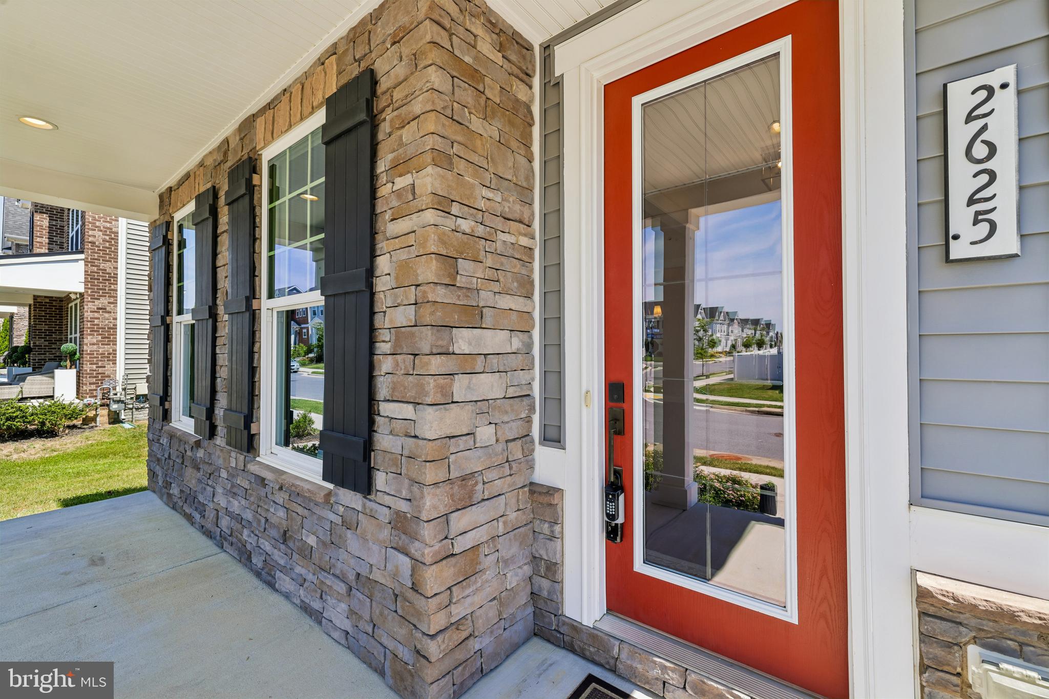 TWO RIVERS - Residential