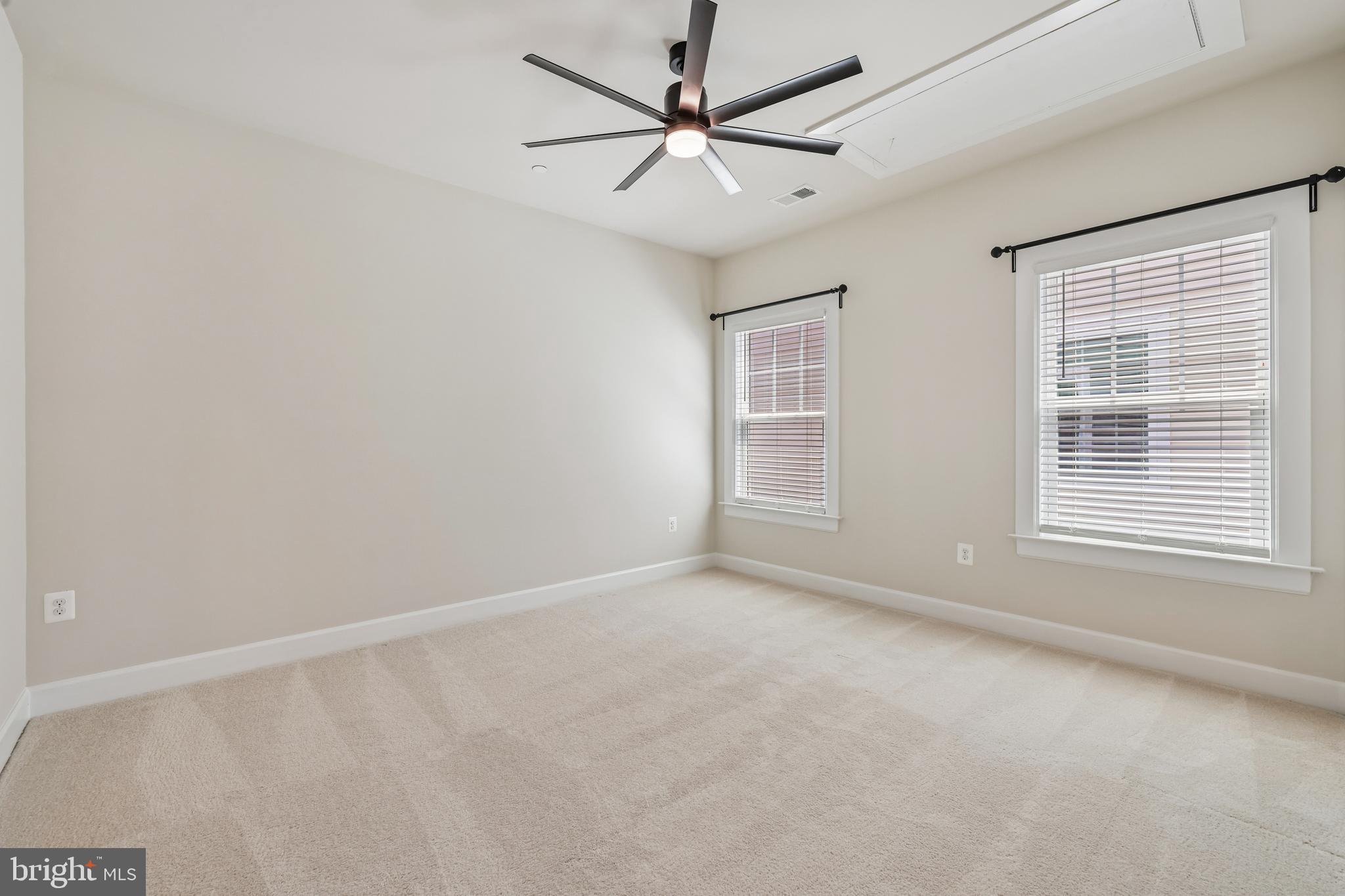 TWO RIVERS - Residential
