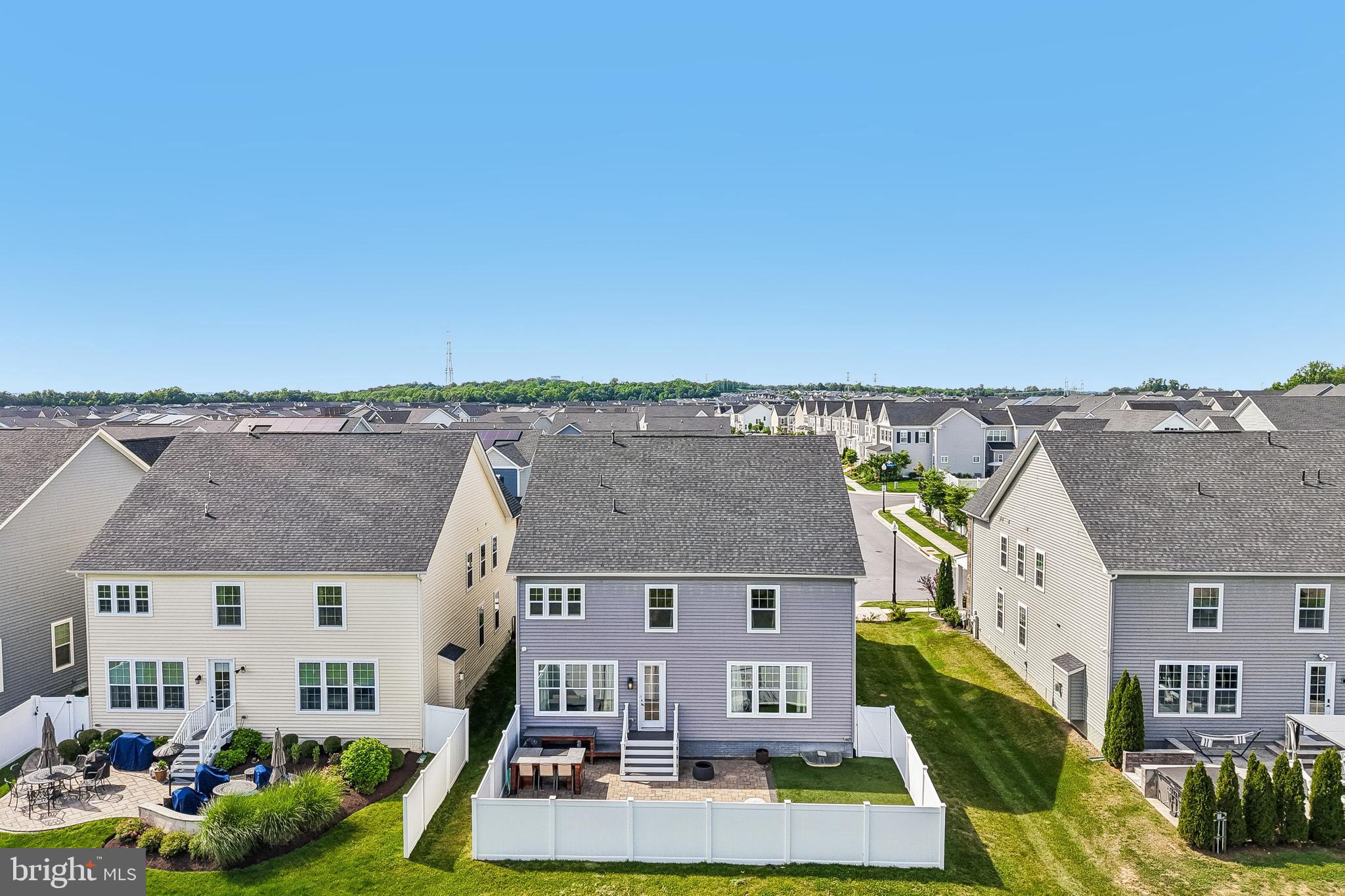 TWO RIVERS - Residential