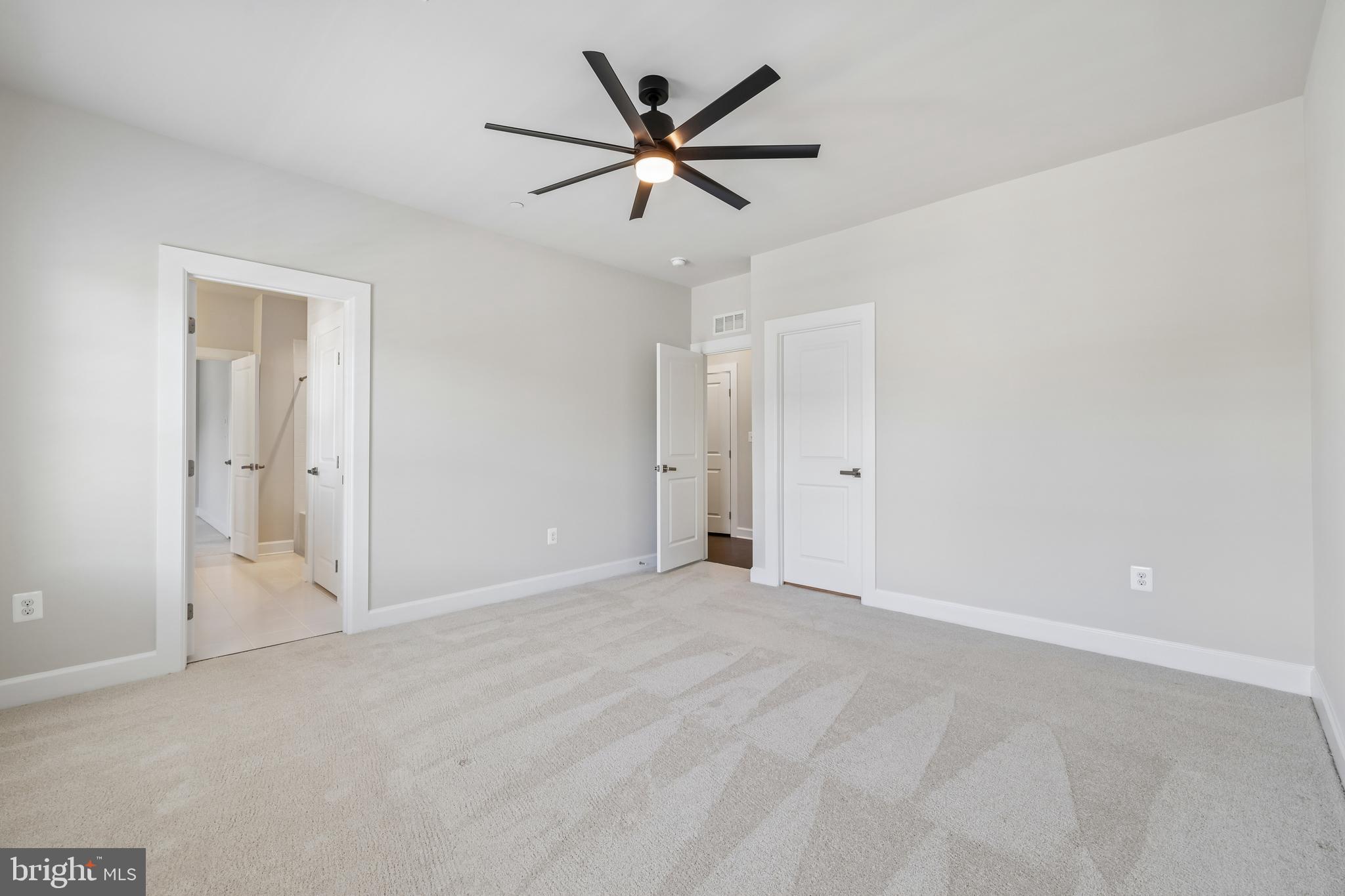 TWO RIVERS - Residential