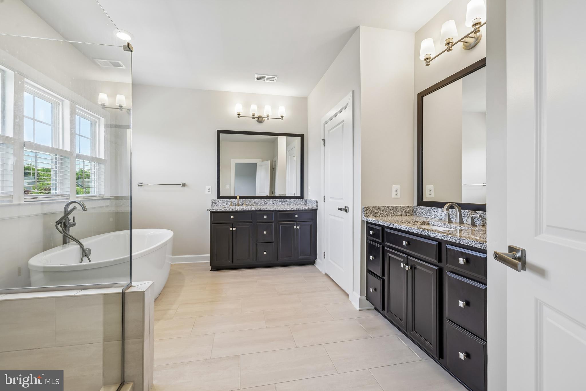 TWO RIVERS - Residential