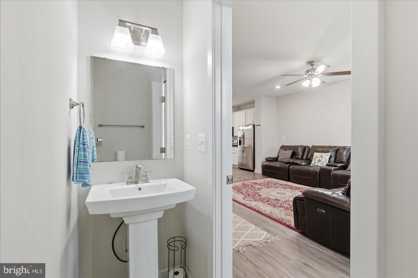 ARCOLA TOWN CENTER - Residential