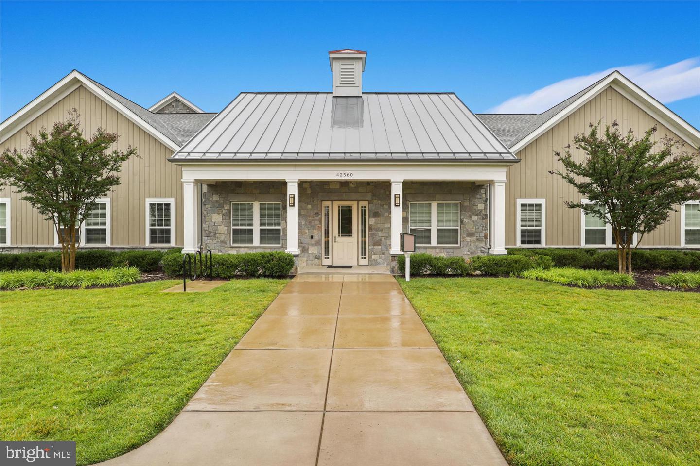 ARCOLA TOWN CENTER - Residential