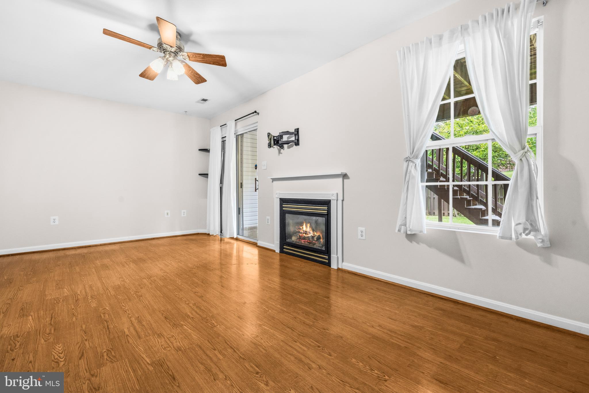 WHITTIER - Residential