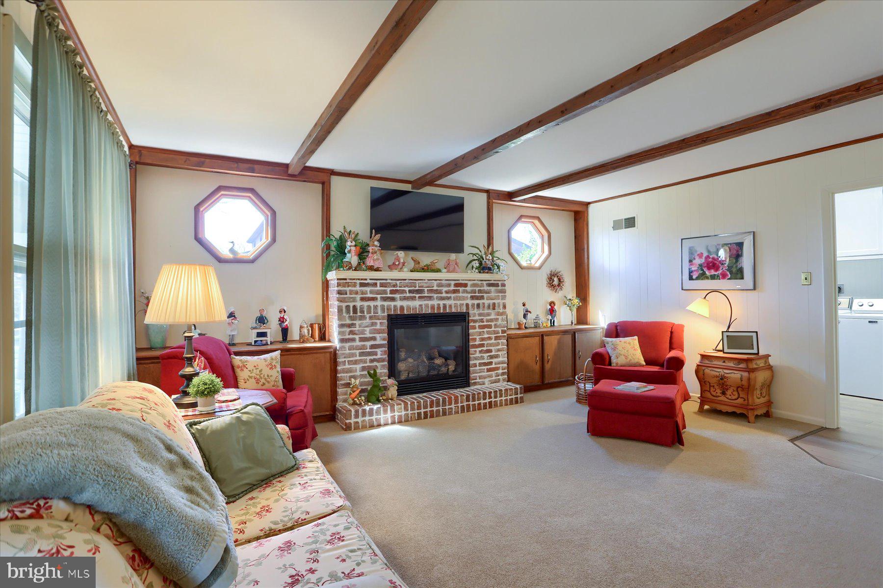 HERITAGE ACRES - Residential