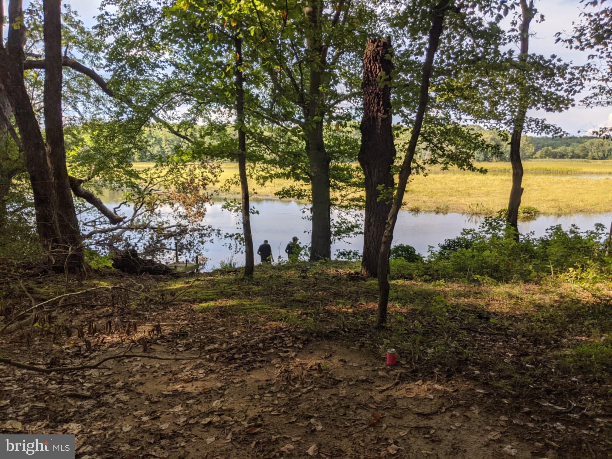 SHORE ACRES - Land
