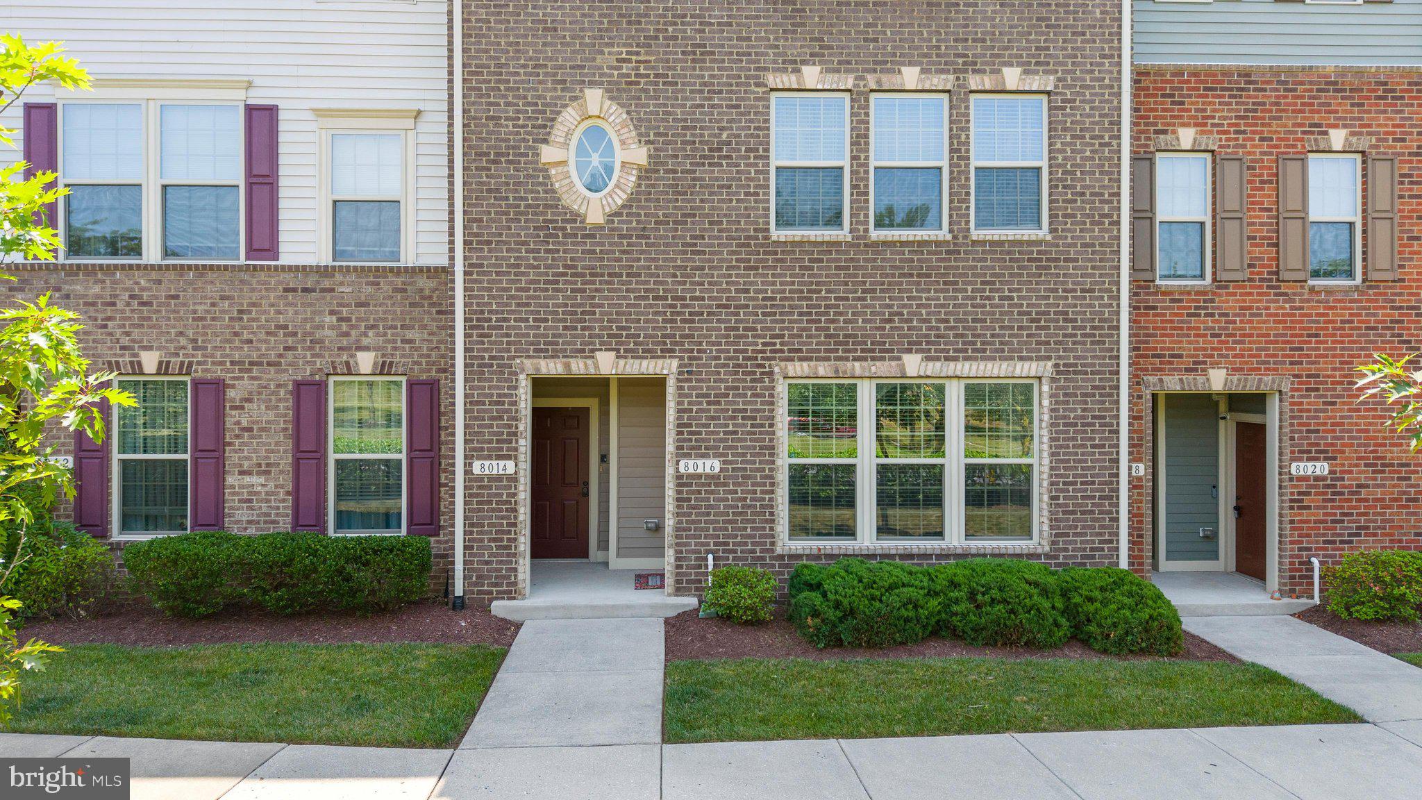 ORCHARD SQUARE - Residential