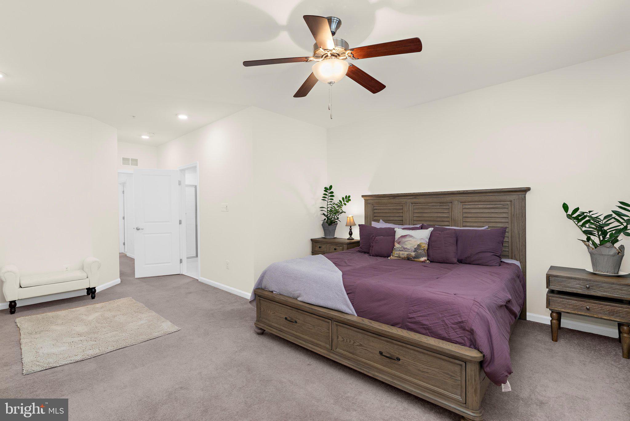 ORCHARD SQUARE - Residential