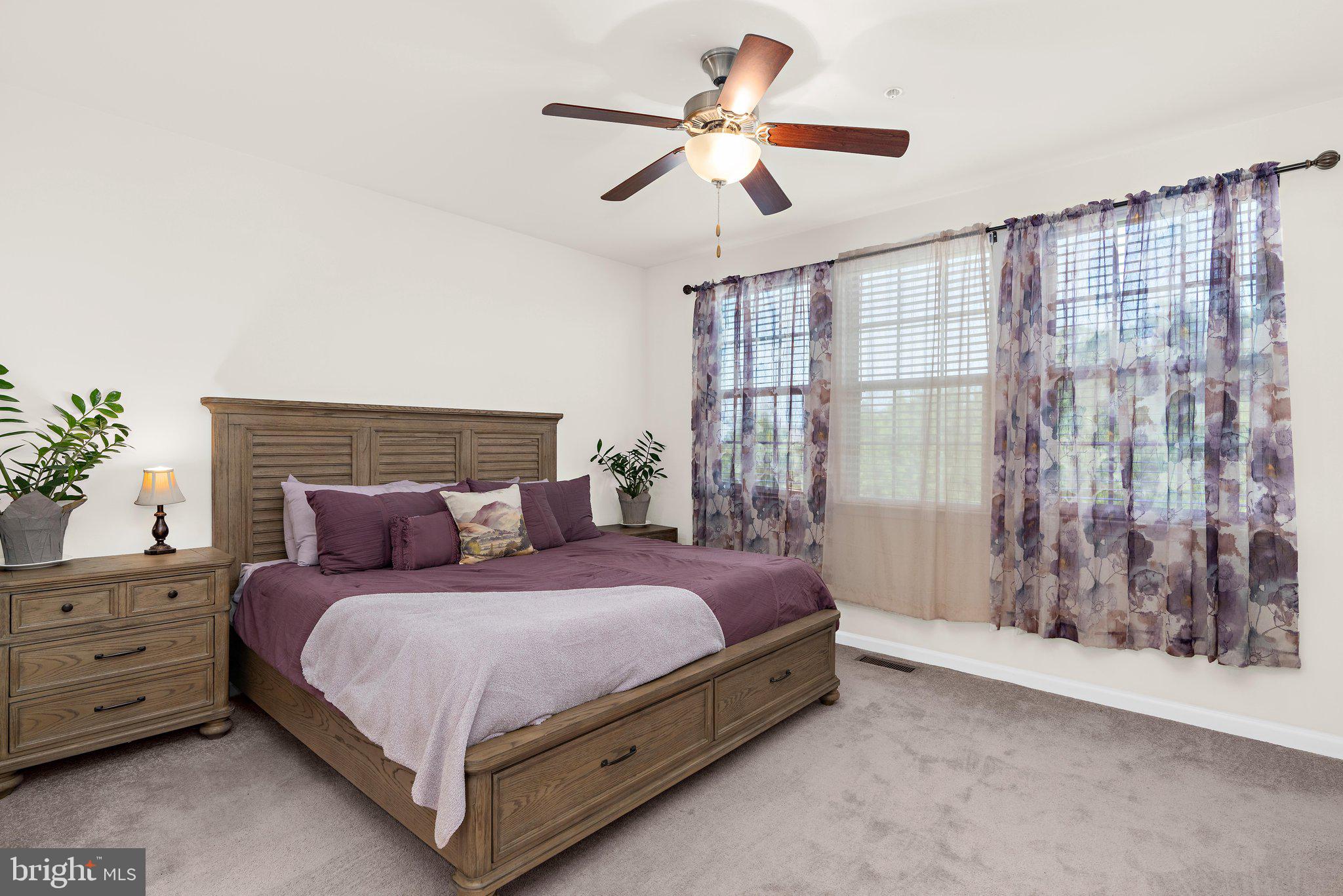 ORCHARD SQUARE - Residential