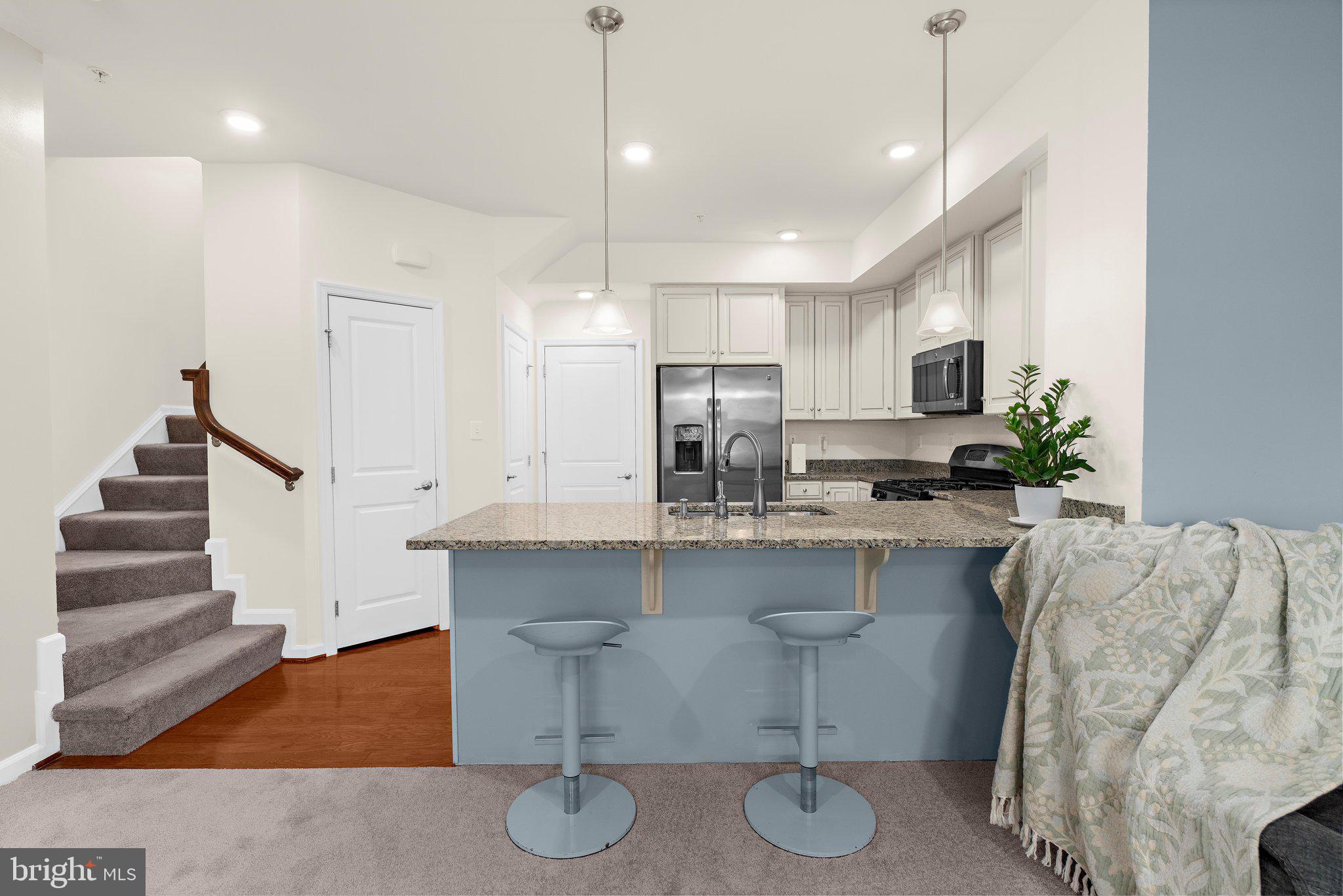 ORCHARD SQUARE - Residential
