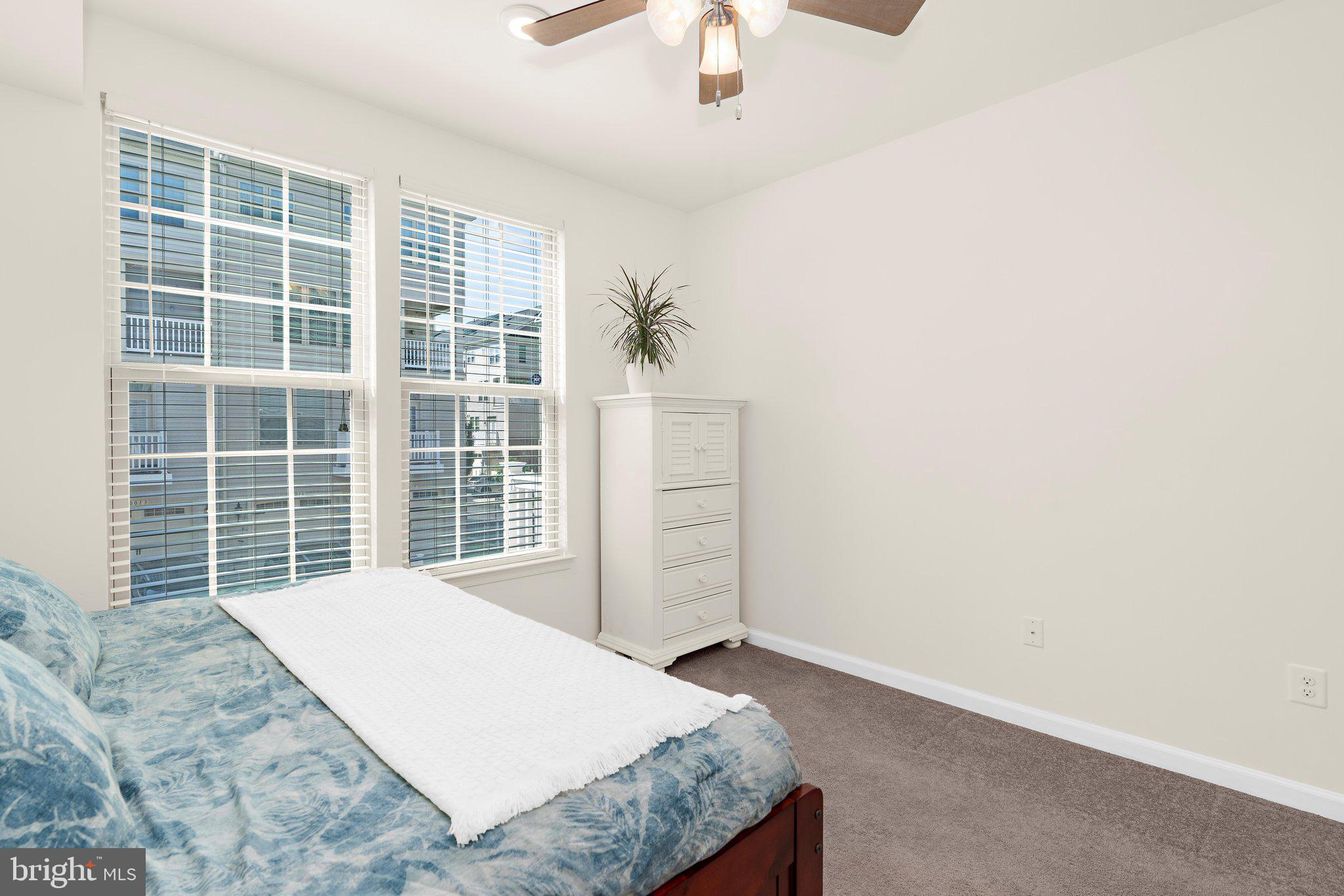 ORCHARD SQUARE - Residential